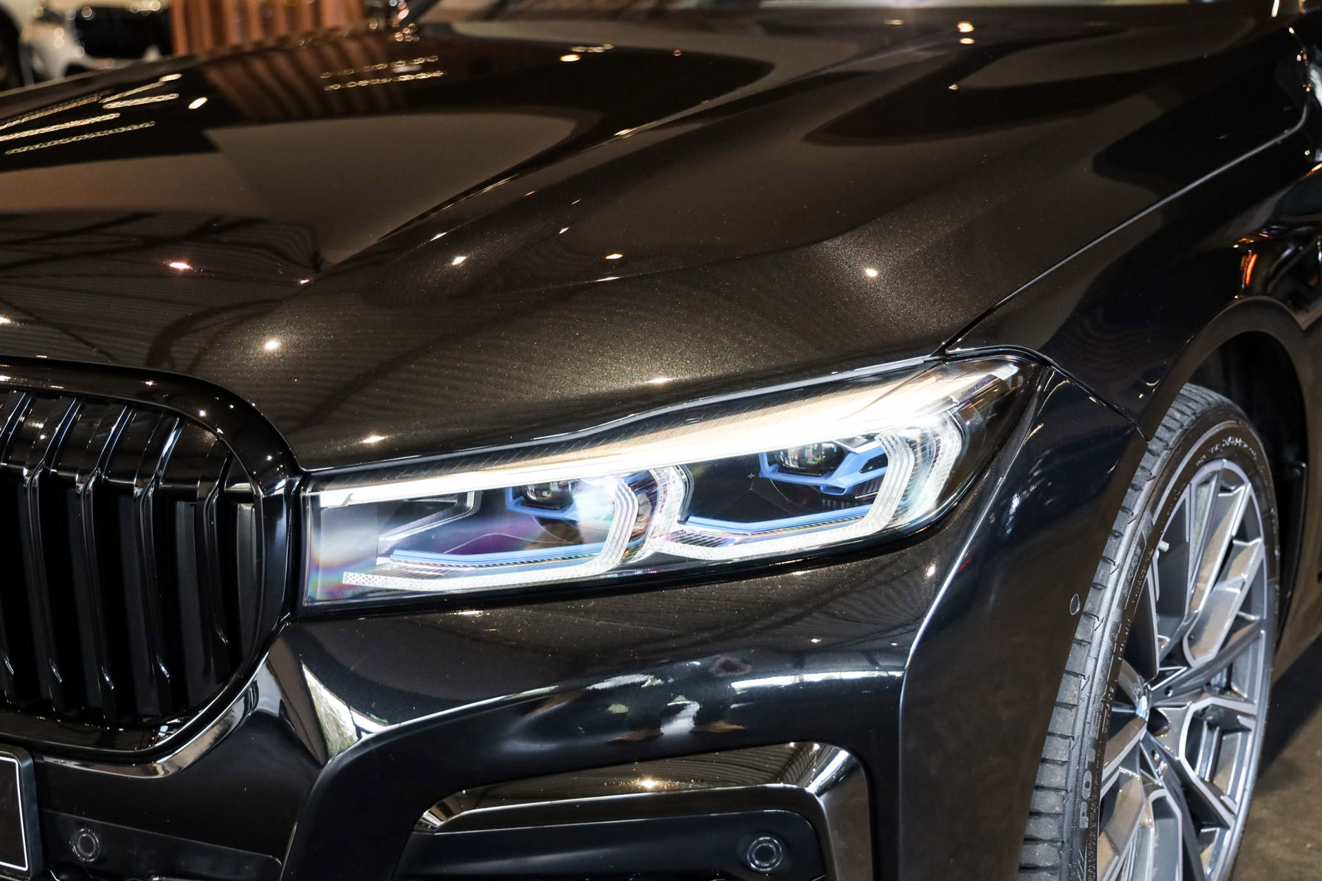 Foto van BMW 745e