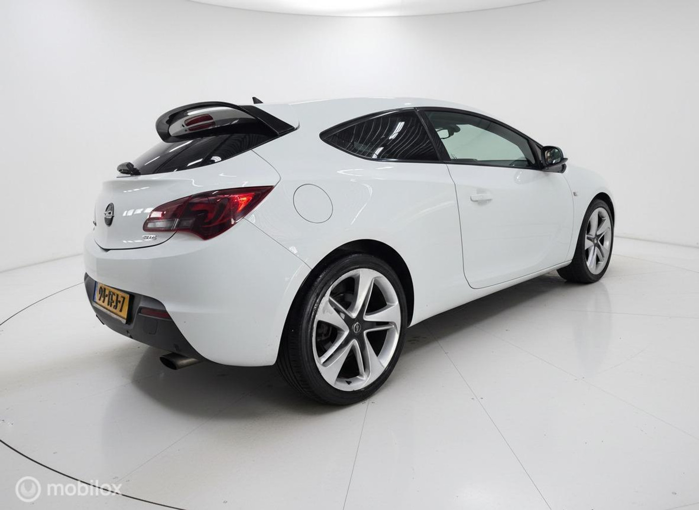 Foto van Opel Astra GTC