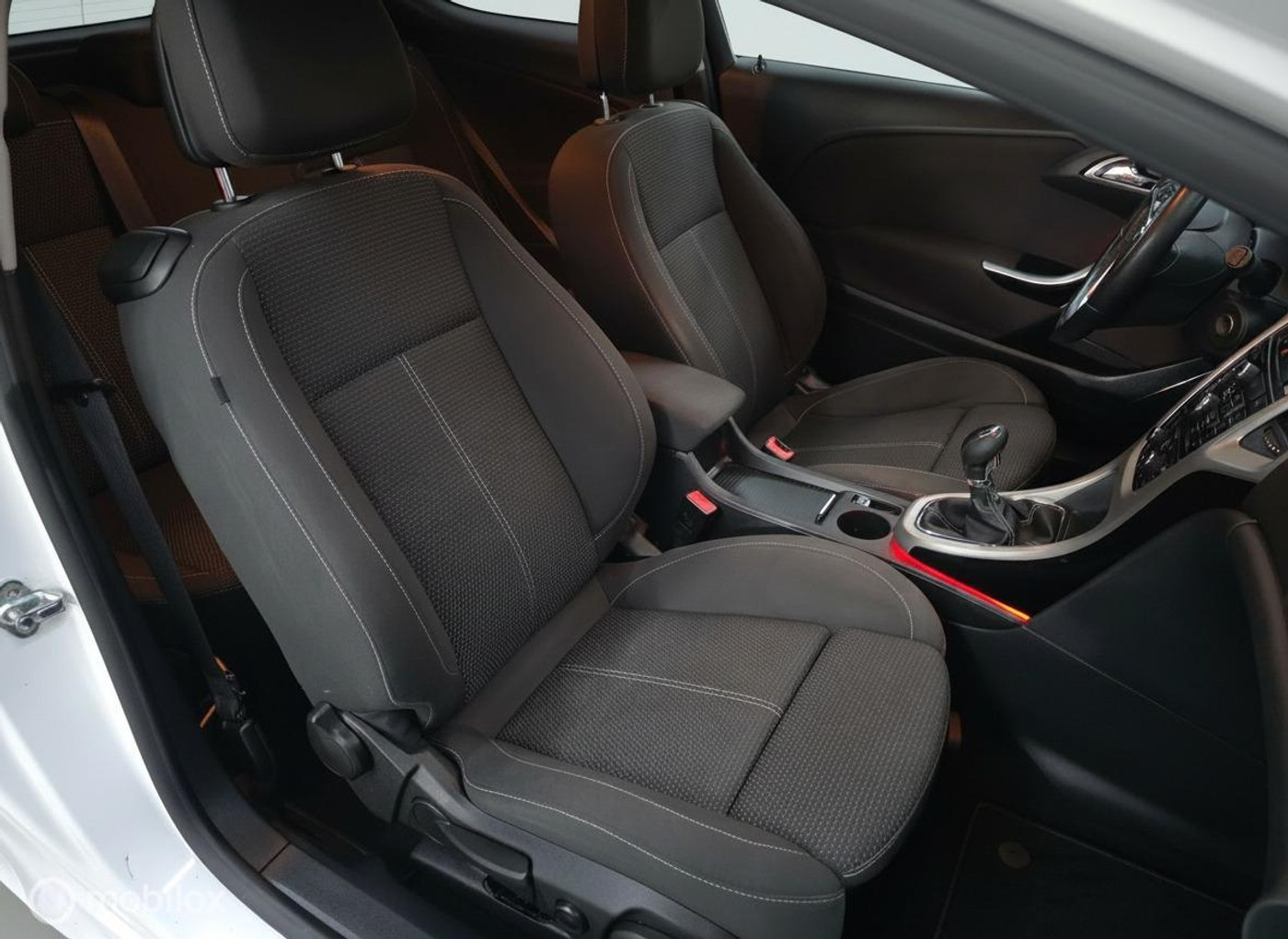 Foto van Opel Astra GTC