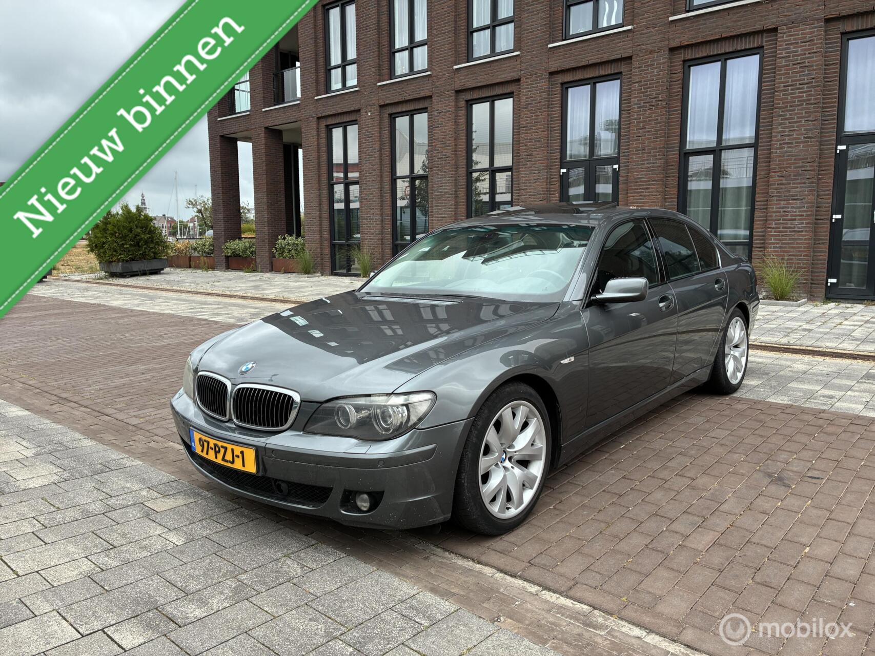 BMW 7er Reihe 31 2006 - voorkant