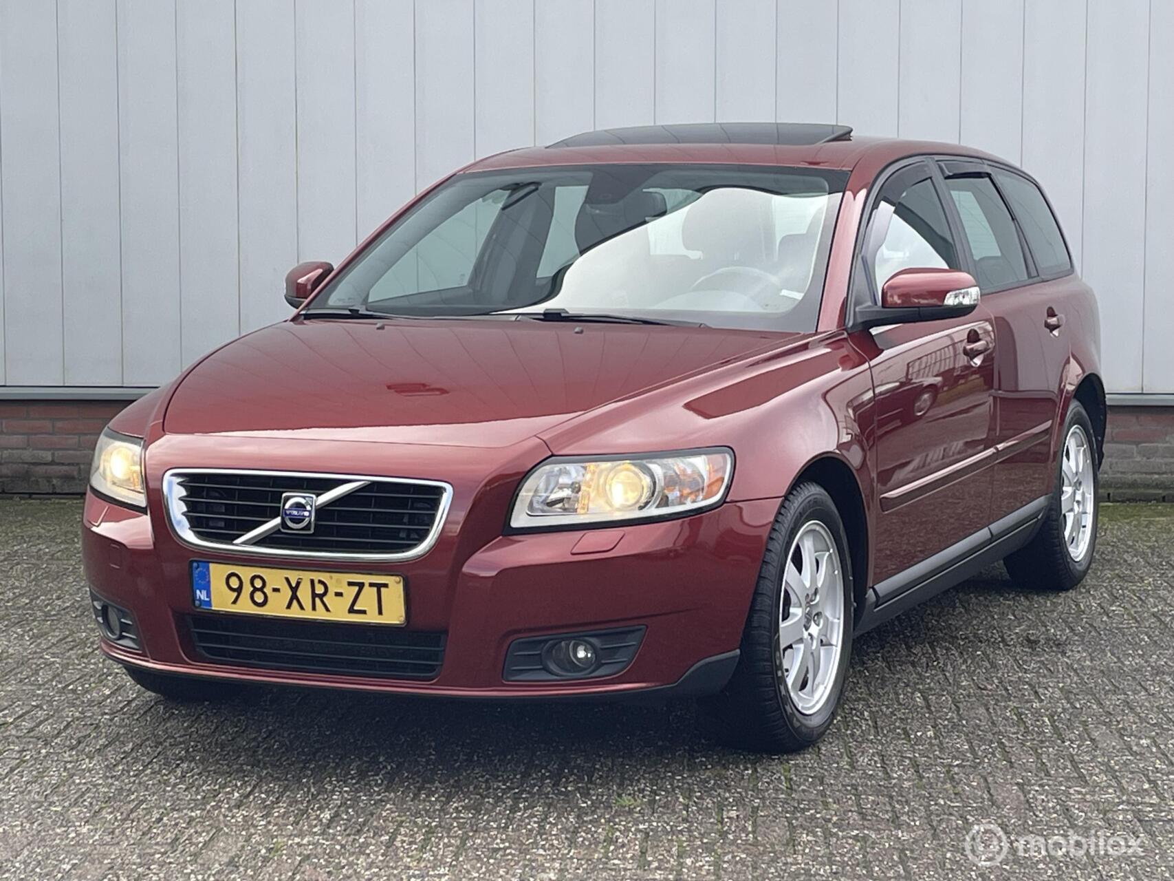 Volvo V50 1.8F Edition II | Climate & Cruise control | stoelverwarming | Tr.haak | Schuifdak | Zeer goed onderhouden | Motorrevisie uitgevoerd! 2007 - voorkant