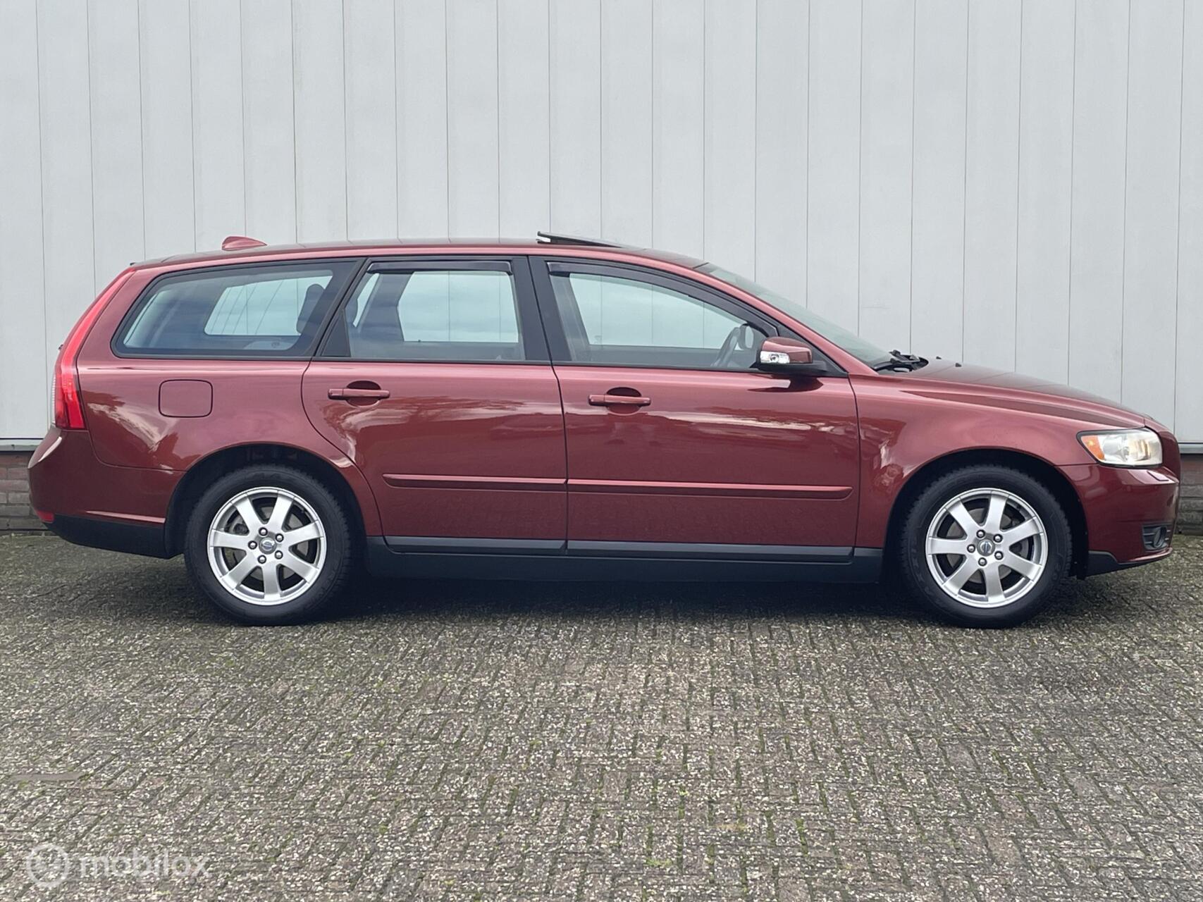 Foto van Volvo V50