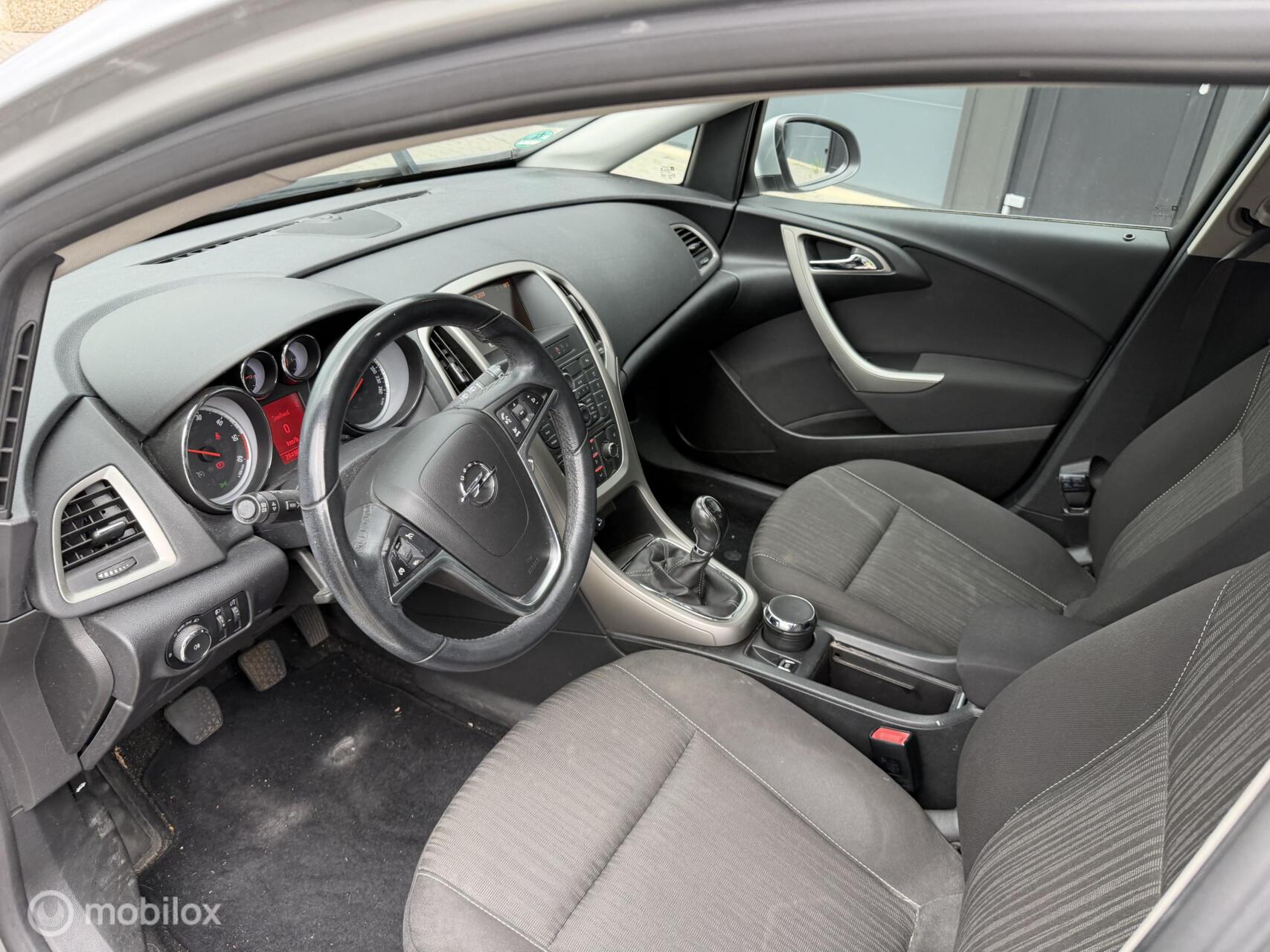 Foto van Opel Astra Sports Tourer