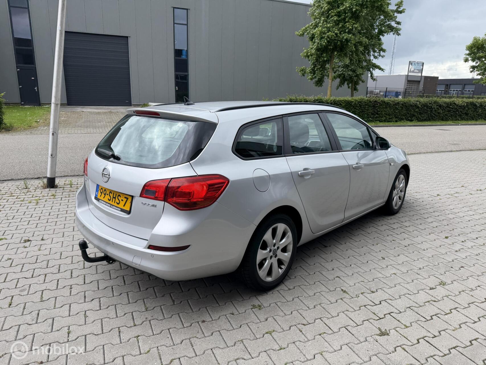 Foto van Opel Astra Sports Tourer