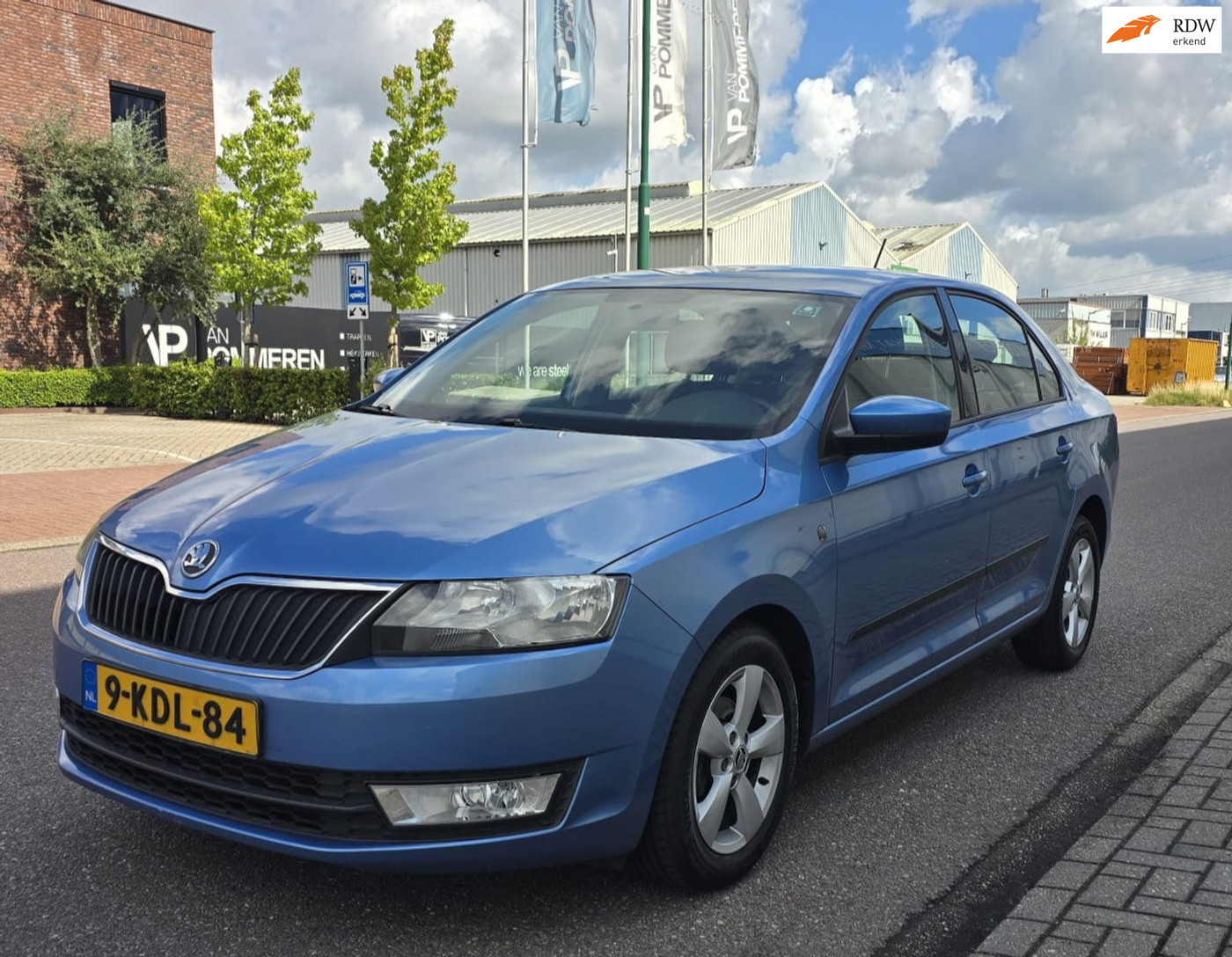 Skoda Rapid 1.2 TSI Greentech Ambition NAVI PSENSOR CRUISE 2 X SLEUTELS 2013 - voorkant