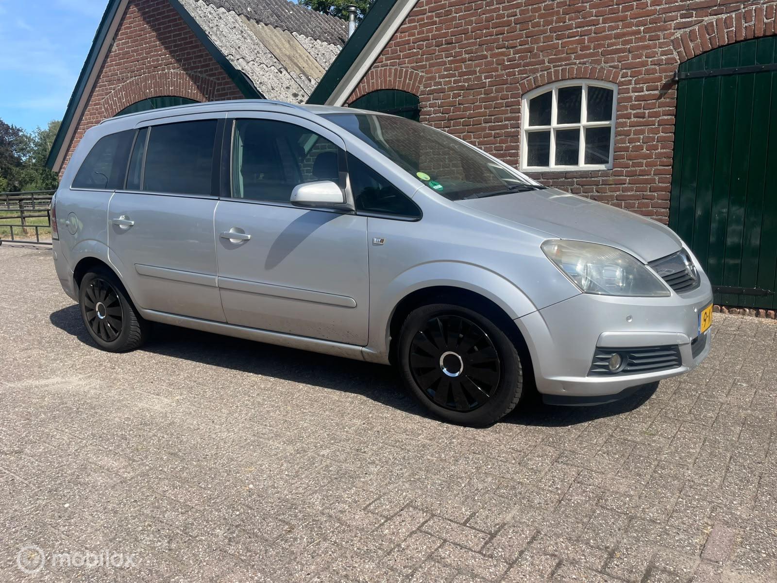 Foto van Opel Zafira