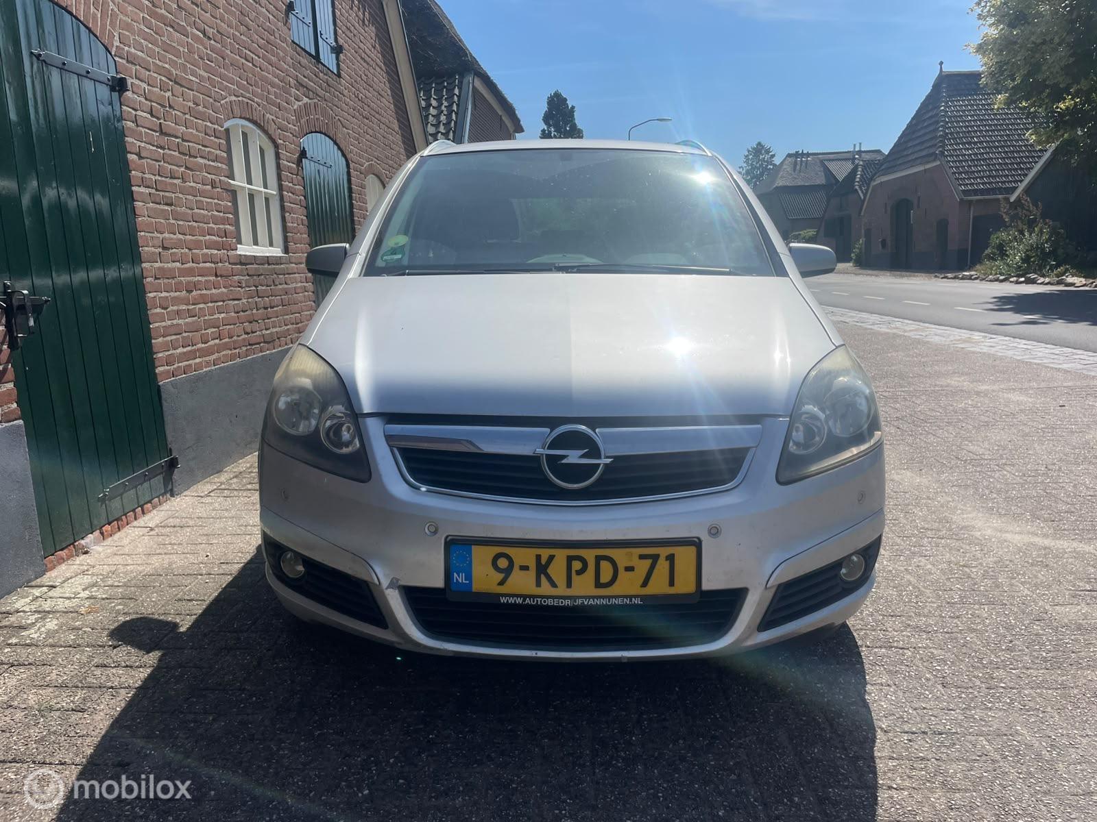 Foto van Opel Zafira