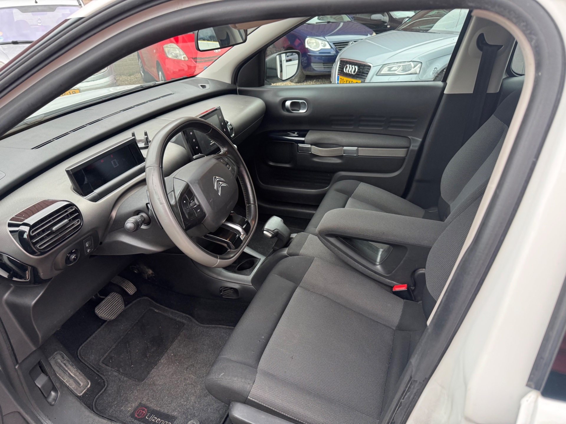 Foto van Citroen C4 Cactus