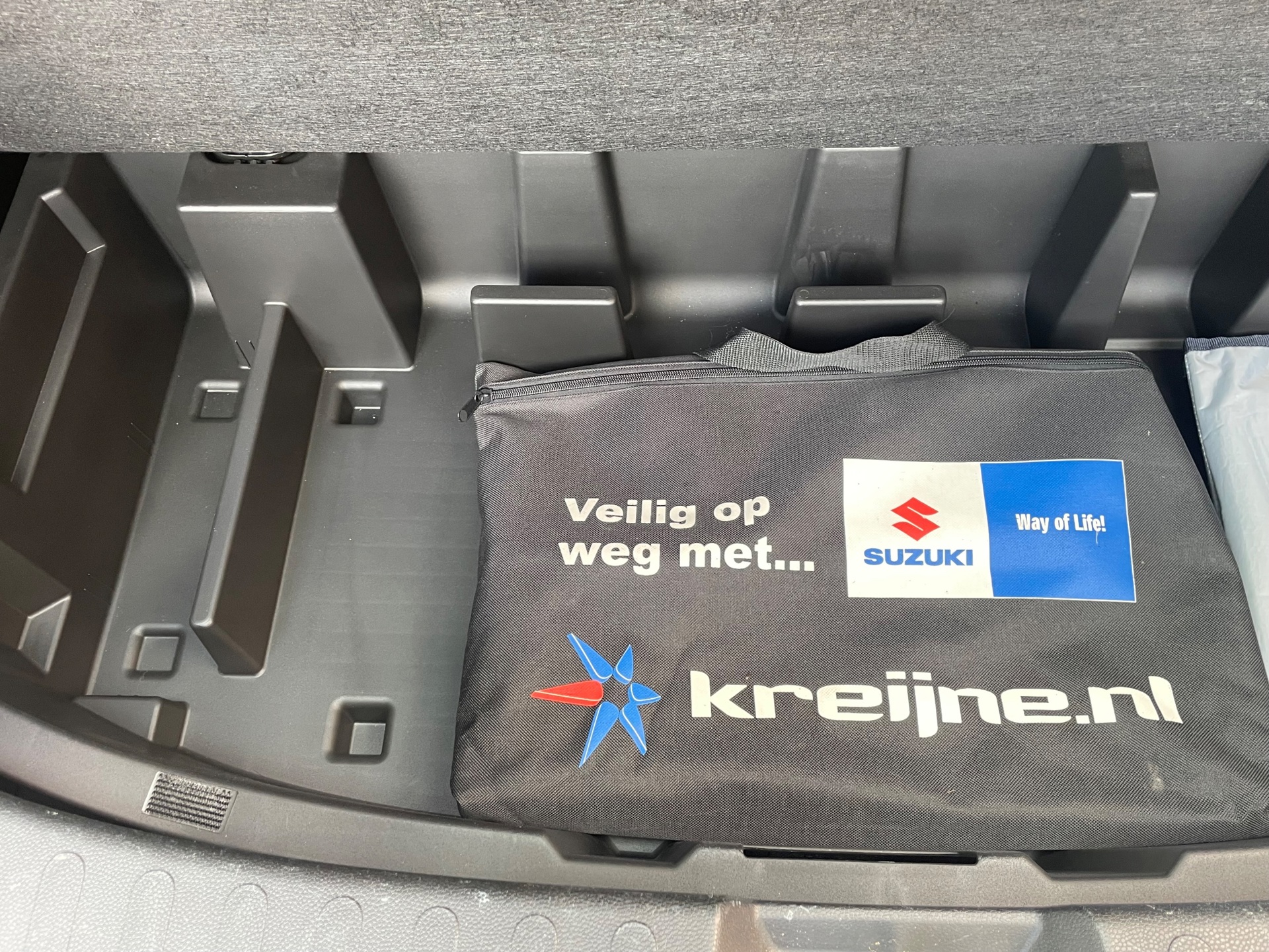 Foto van Suzuki Splash