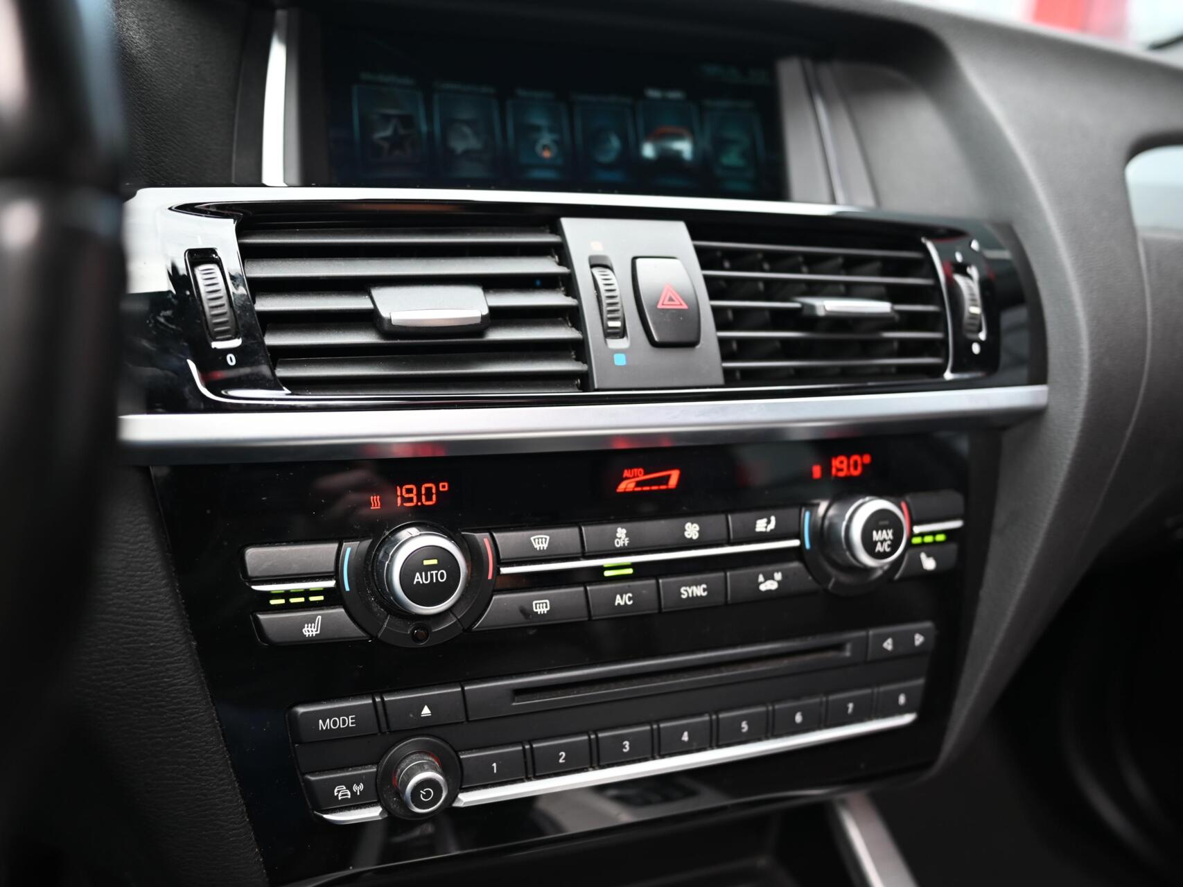 Foto van BMW X3 Sdrive20i
