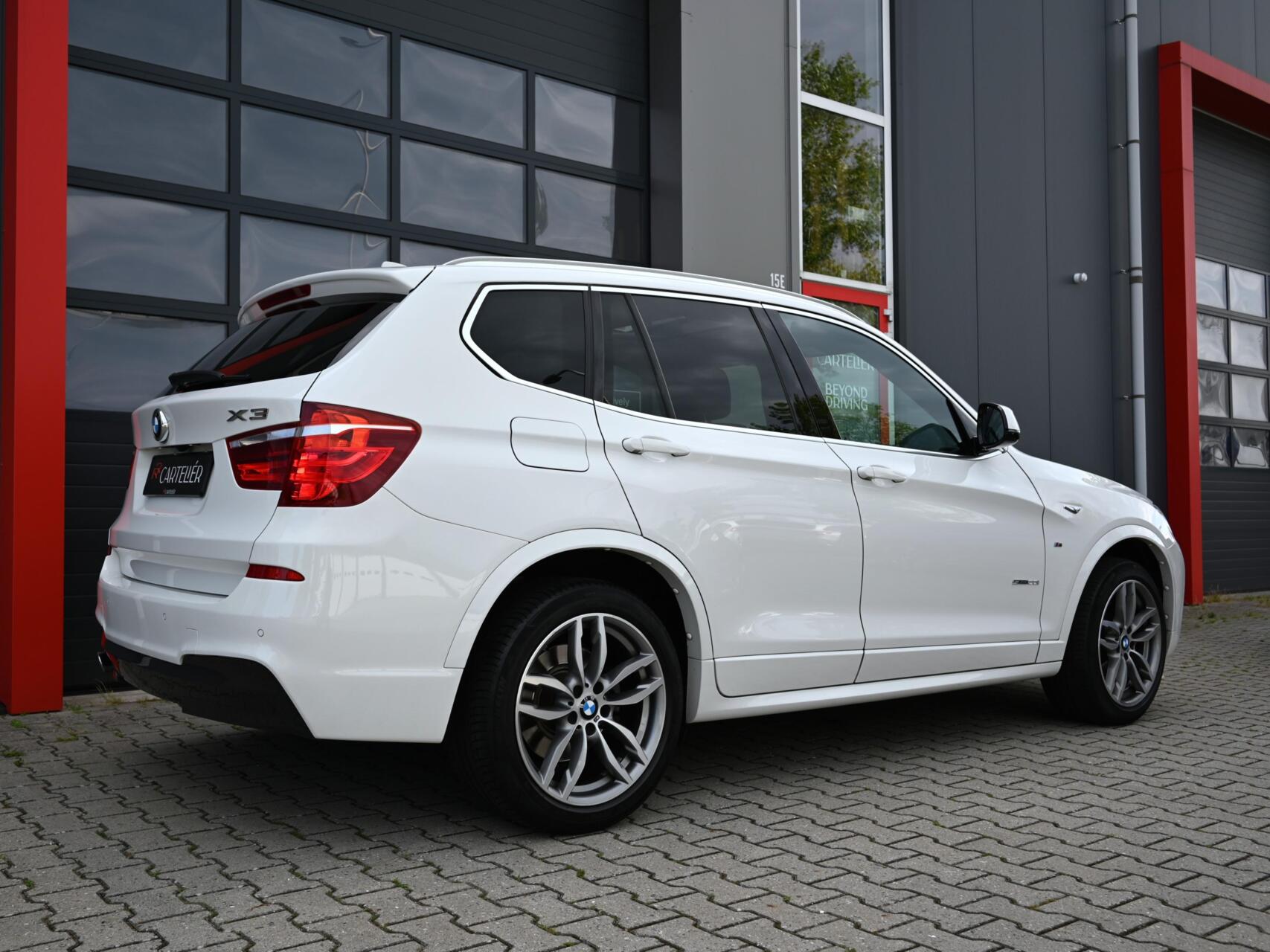 Foto van BMW X3 Sdrive20i