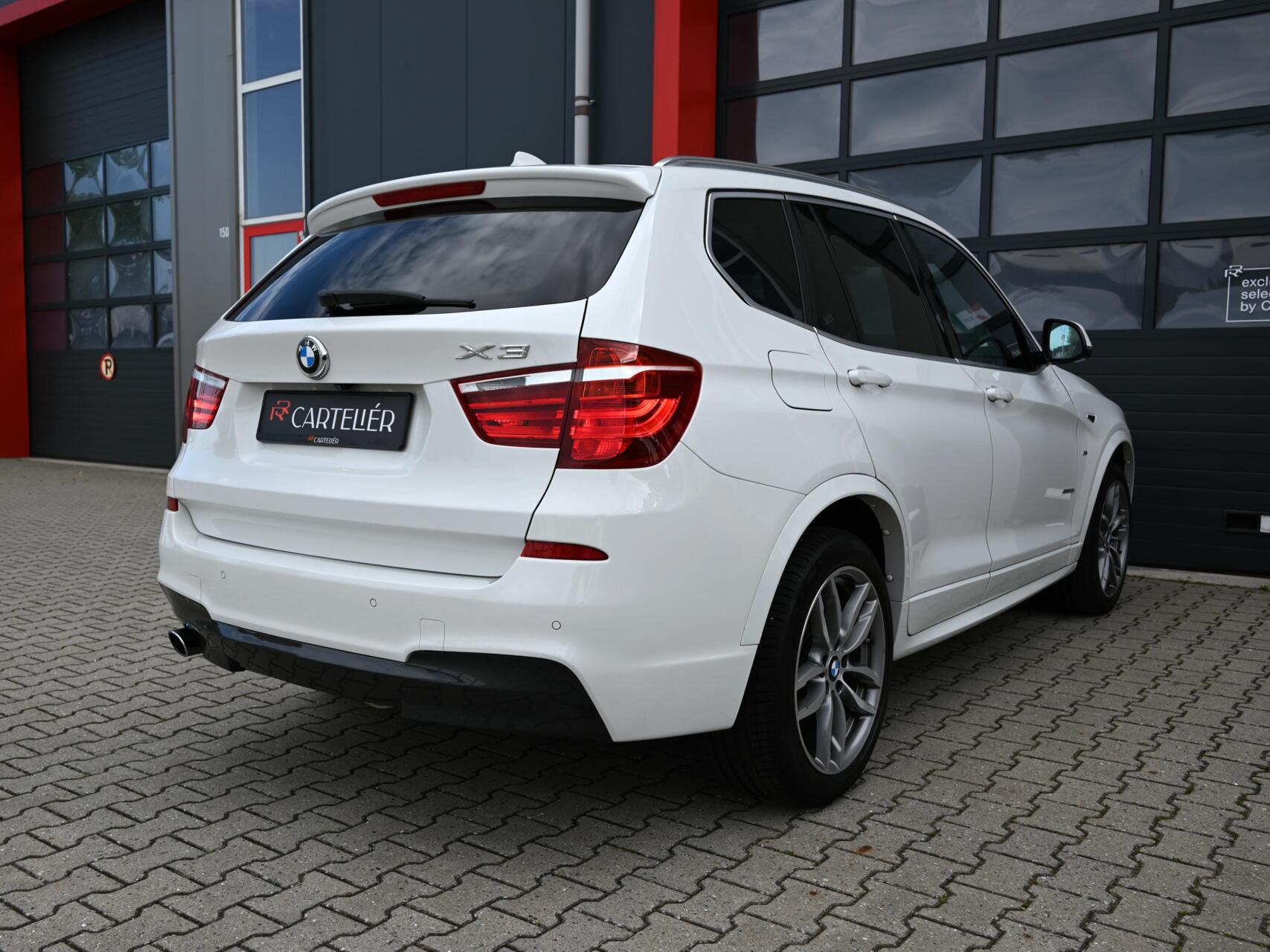 Foto van BMW X3 Sdrive20i