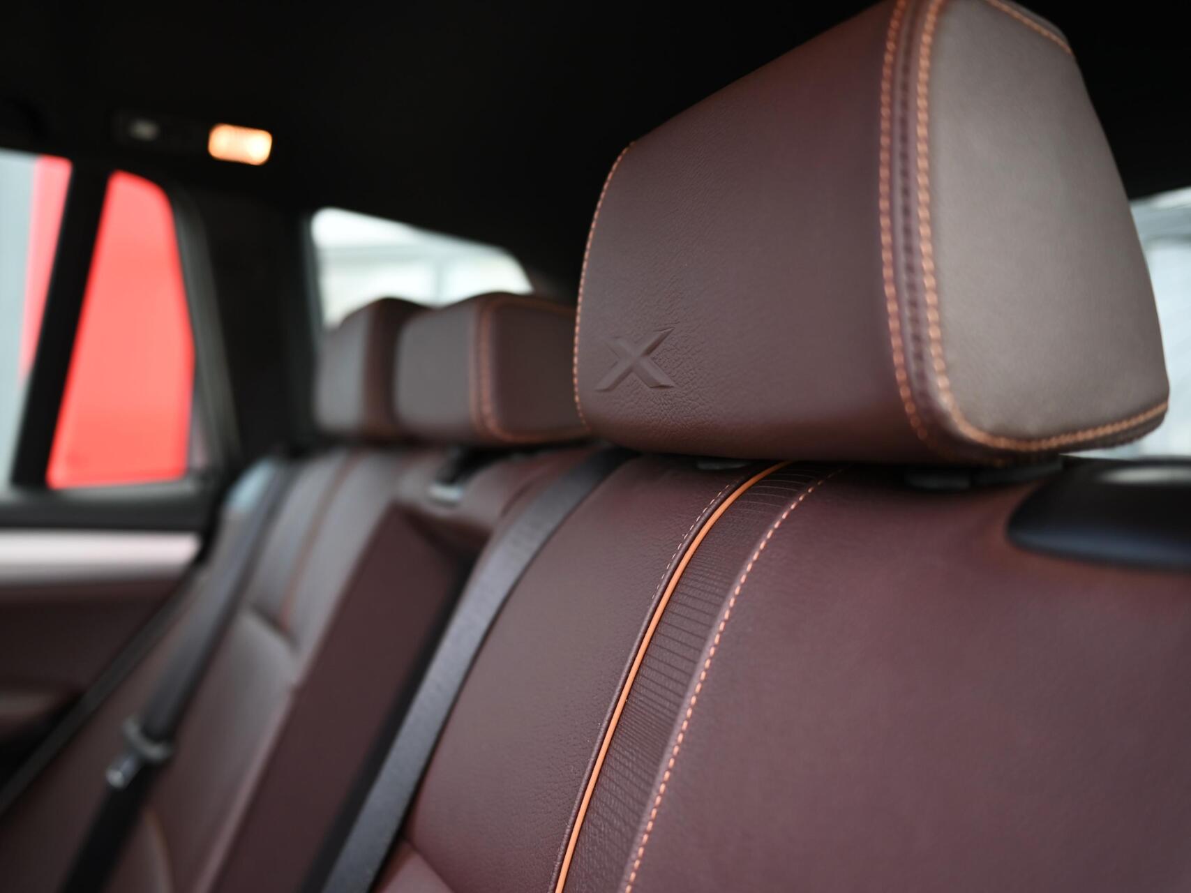 Foto van BMW X3 Sdrive20i