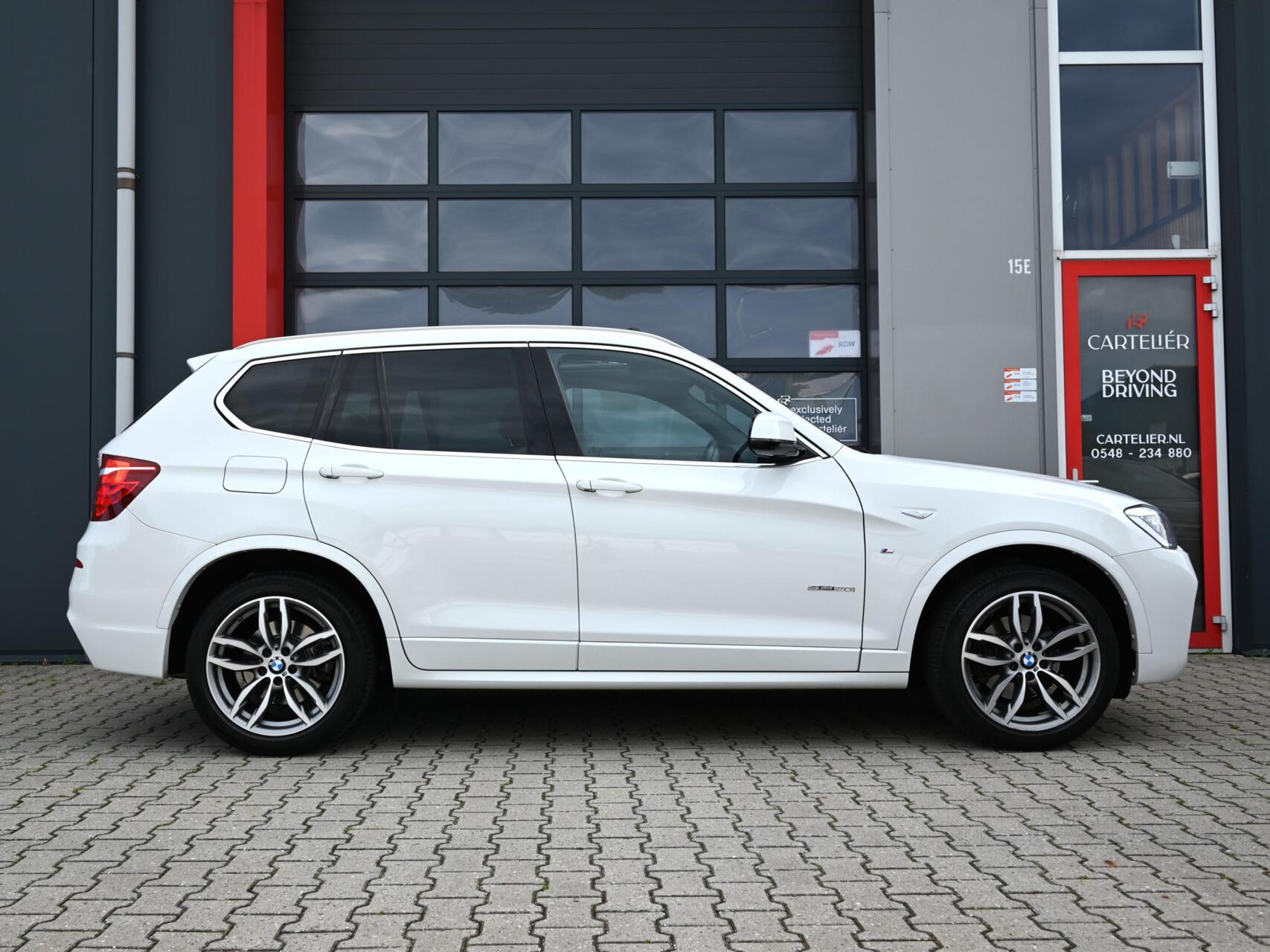 Foto van BMW X3 Sdrive20i