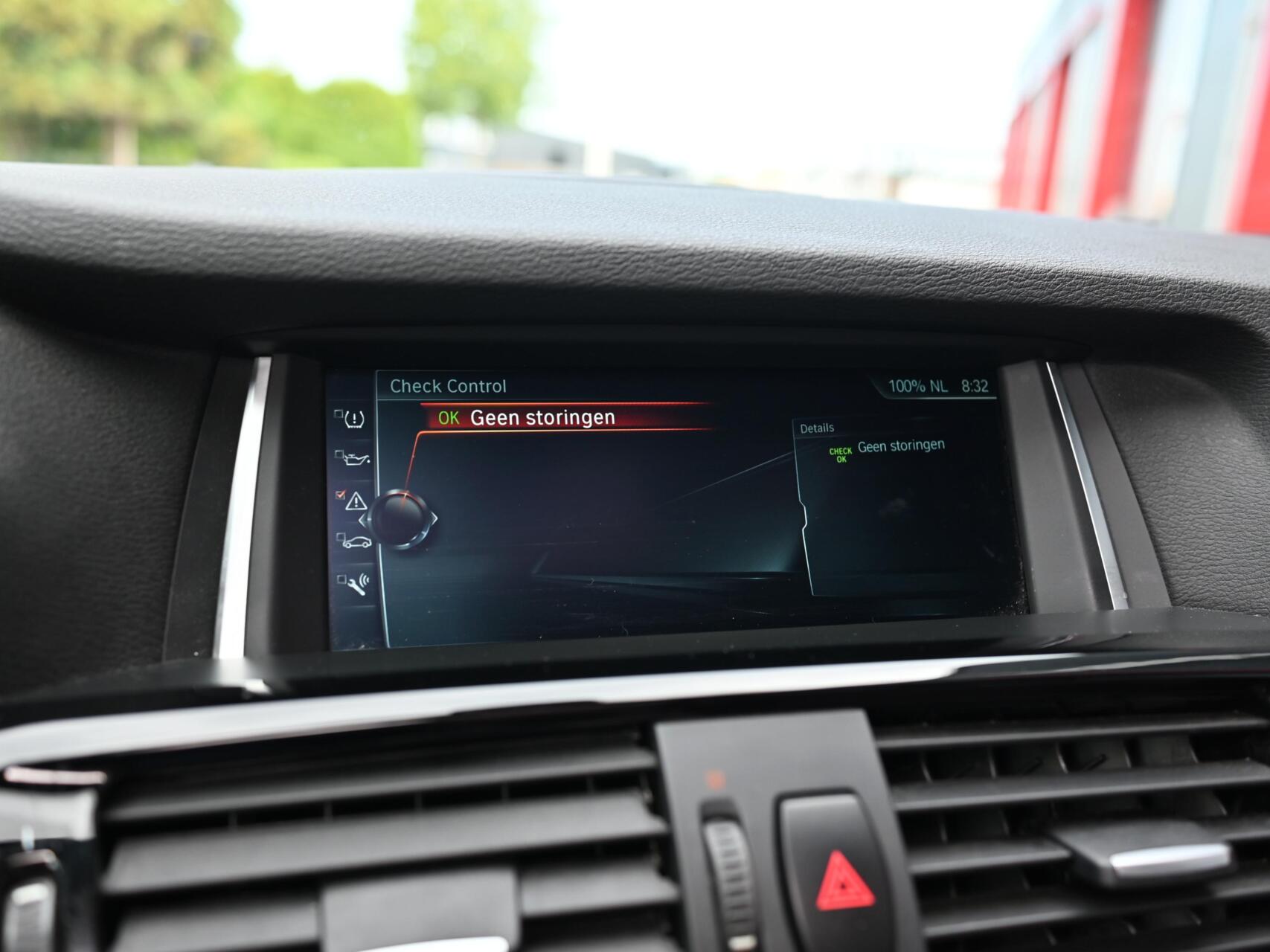 Foto van BMW X3 Sdrive20i