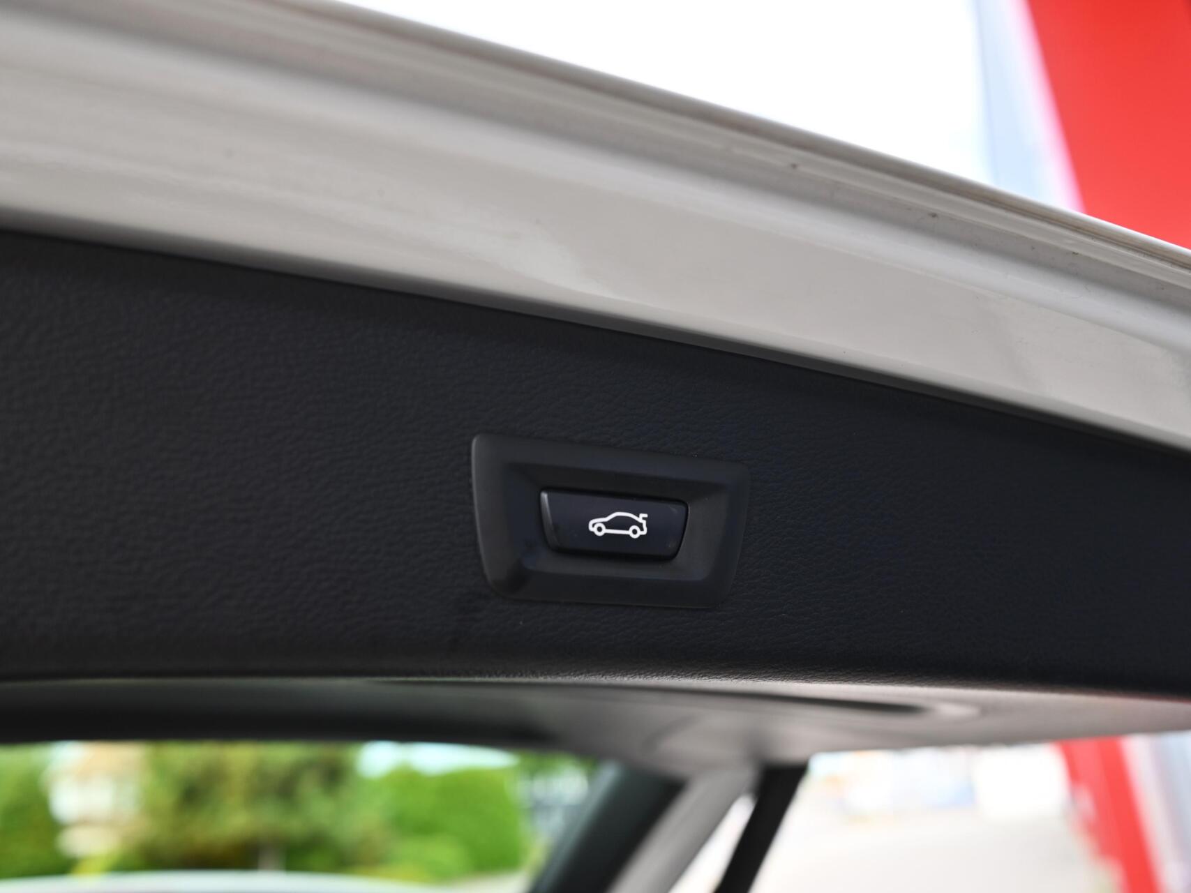 Foto van BMW X3 Sdrive20i