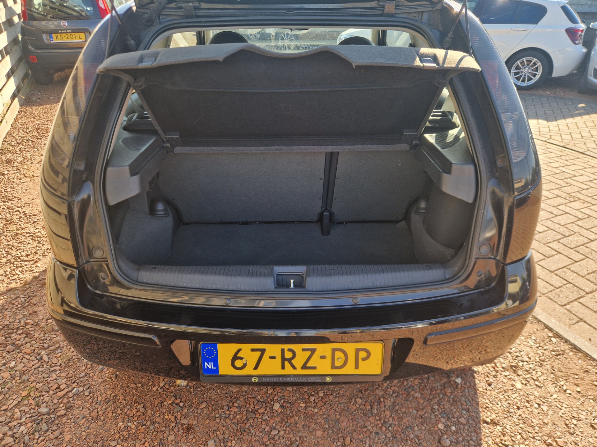 Foto van Opel Corsa-c
