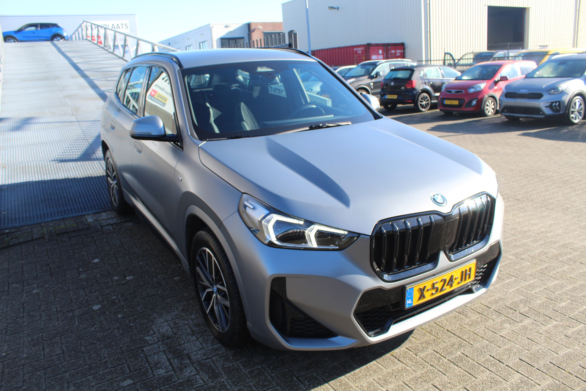 Foto van BMW X1 Xdrive25e