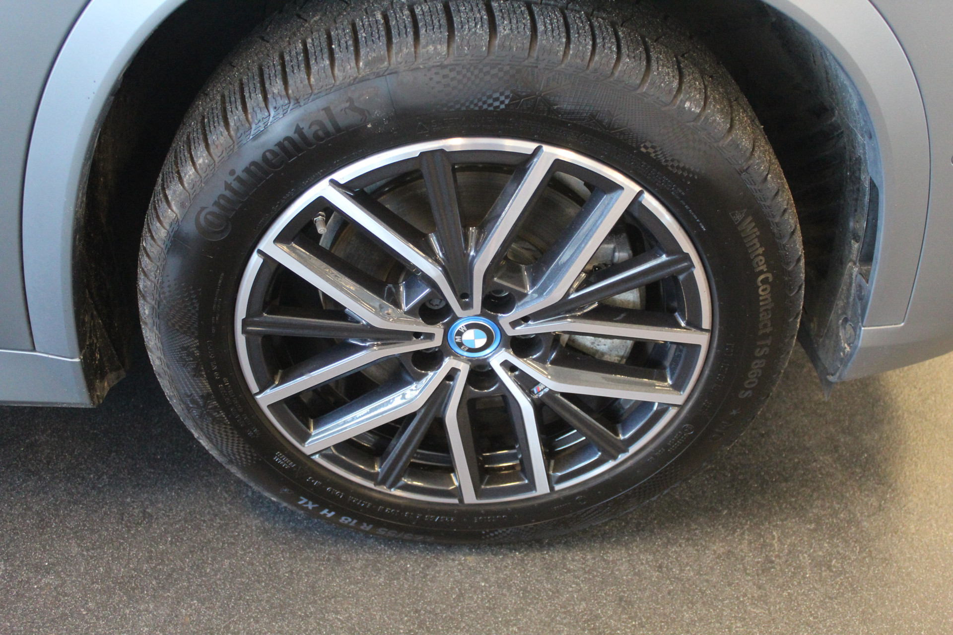 Foto van BMW X1 Xdrive25e
