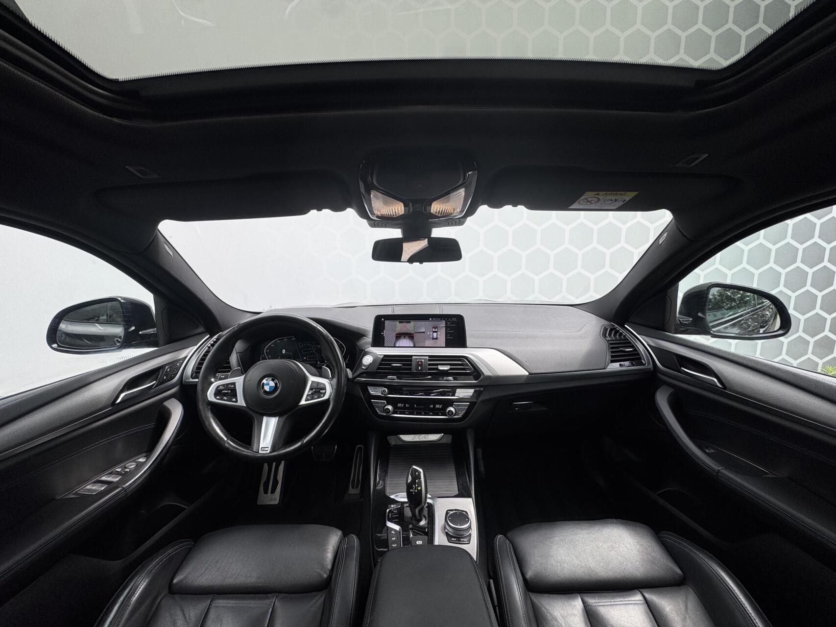 Foto van BMW X4 Xdrive30d