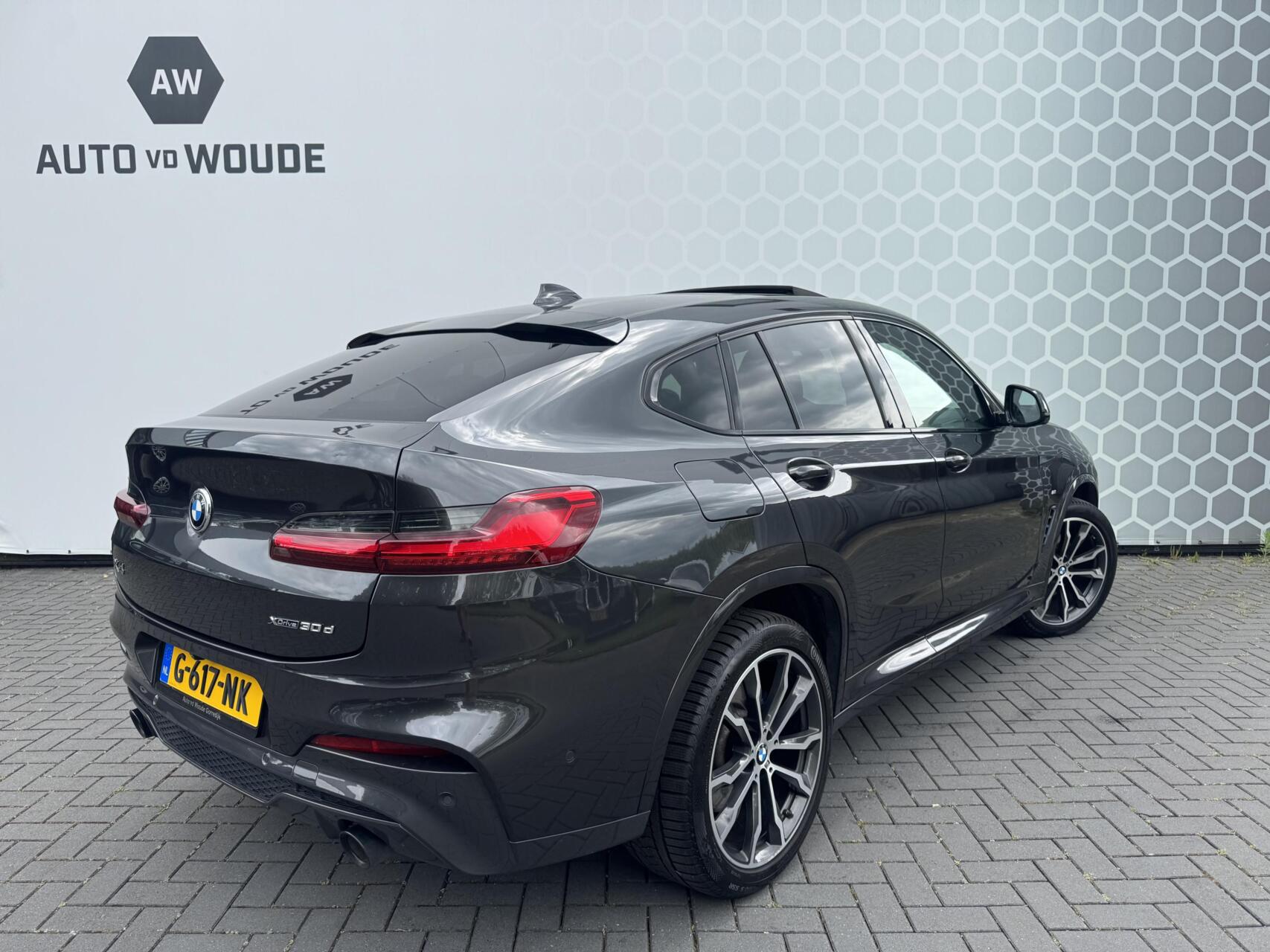 Foto van BMW X4 Xdrive30d