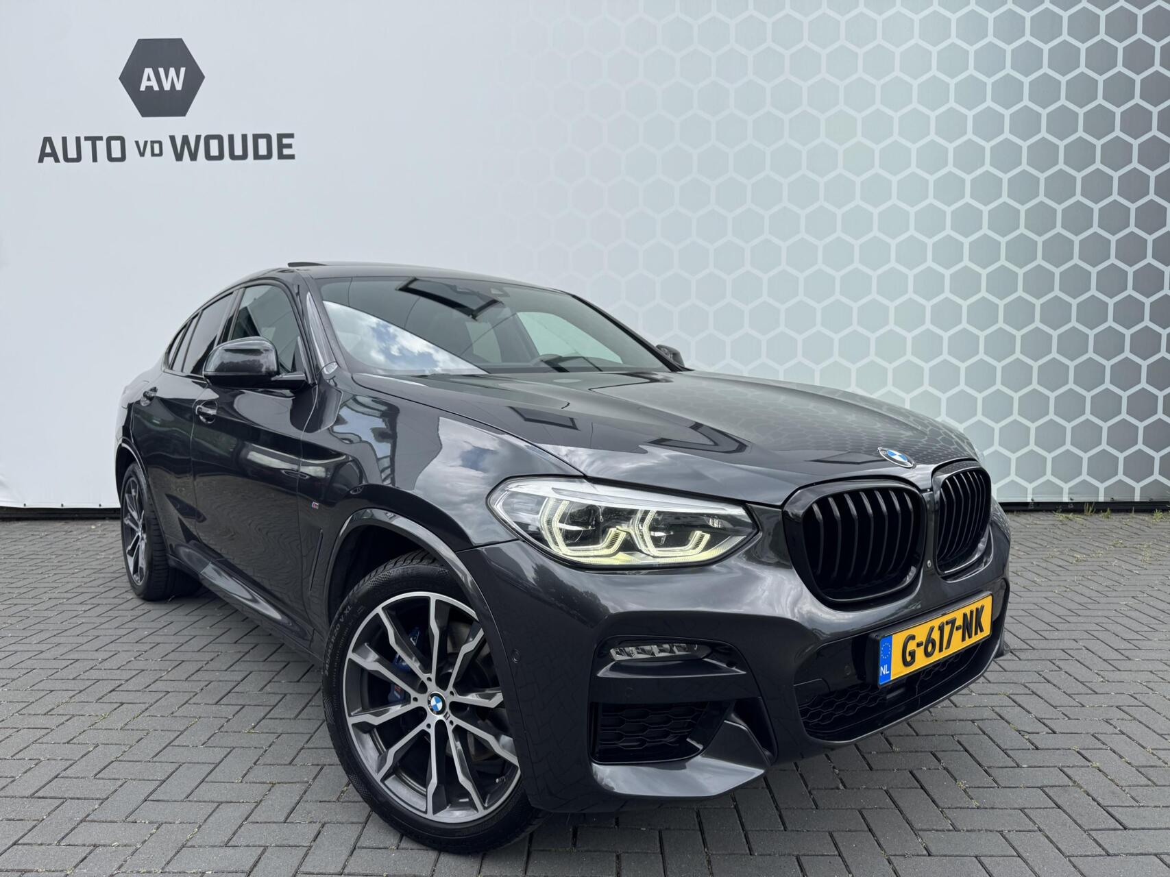 Foto van BMW X4 Xdrive30d