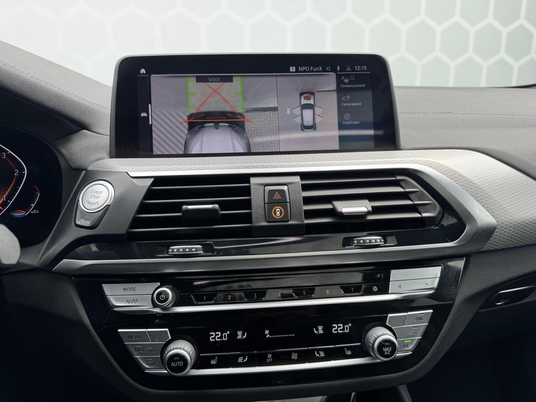 Foto van BMW X4 Xdrive30d