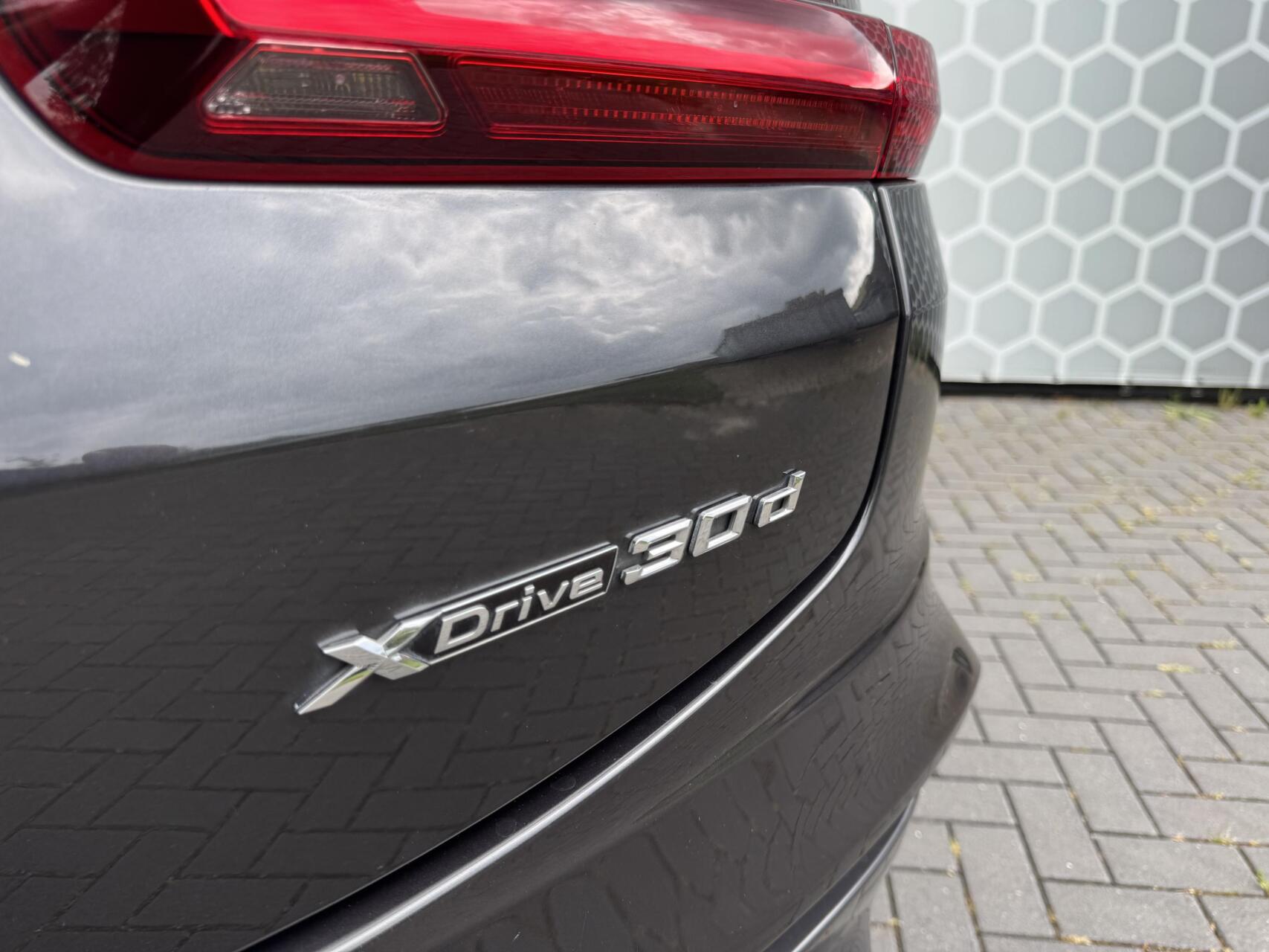 Foto van BMW X4 Xdrive30d