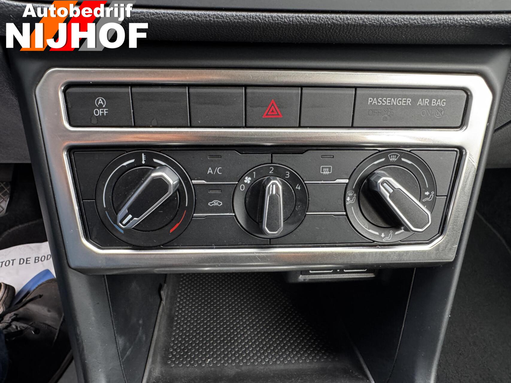 Foto van Volkswagen T-cross