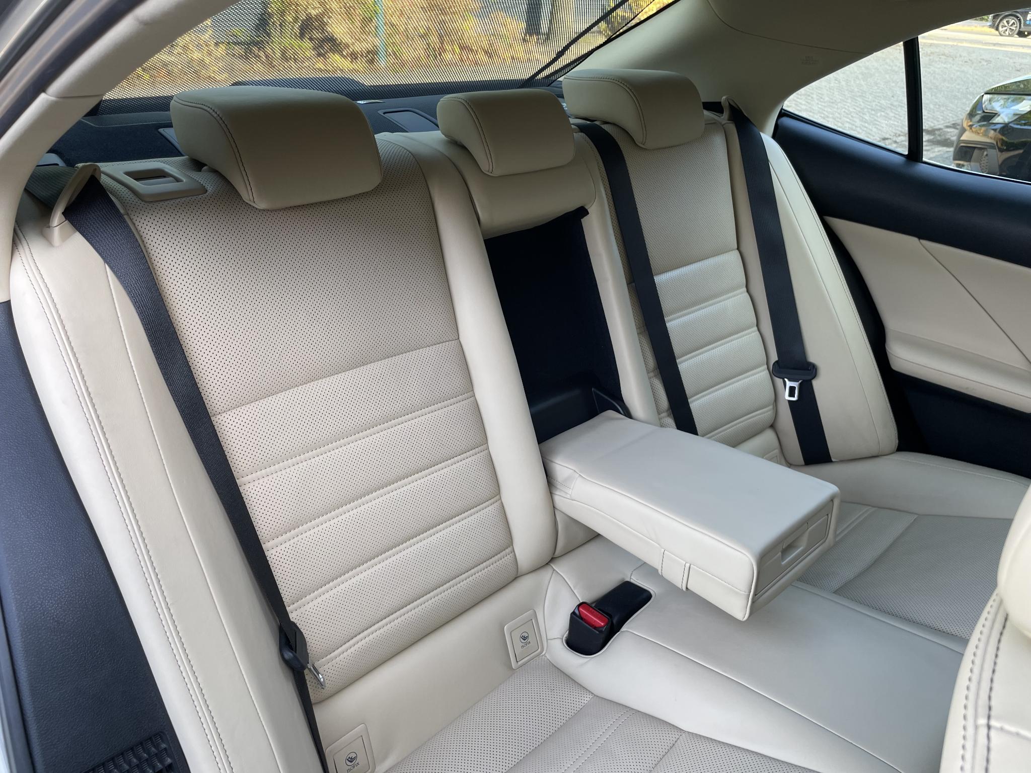 Foto van Lexus Lexus Is300h