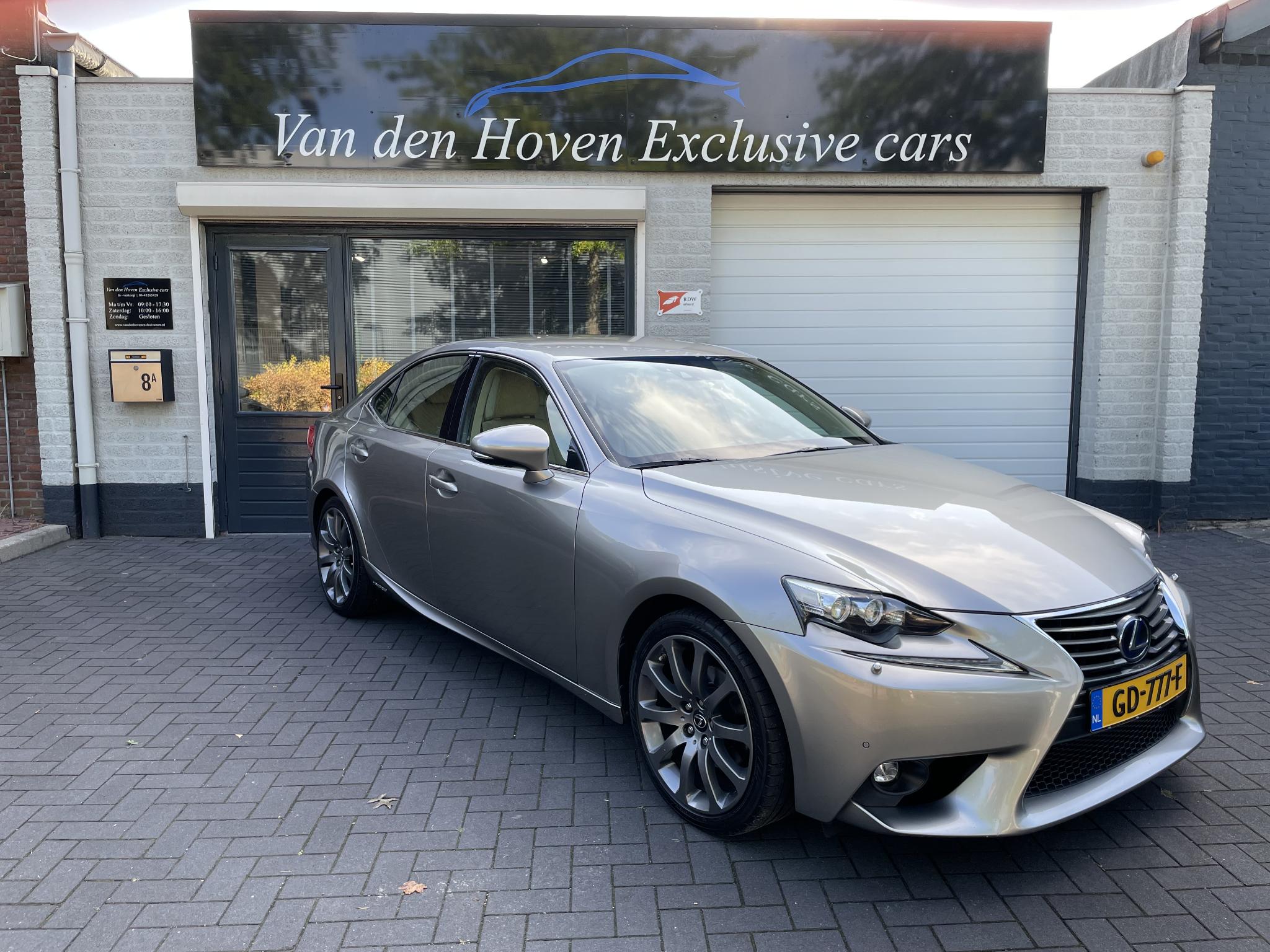 Foto van Lexus Lexus Is300h