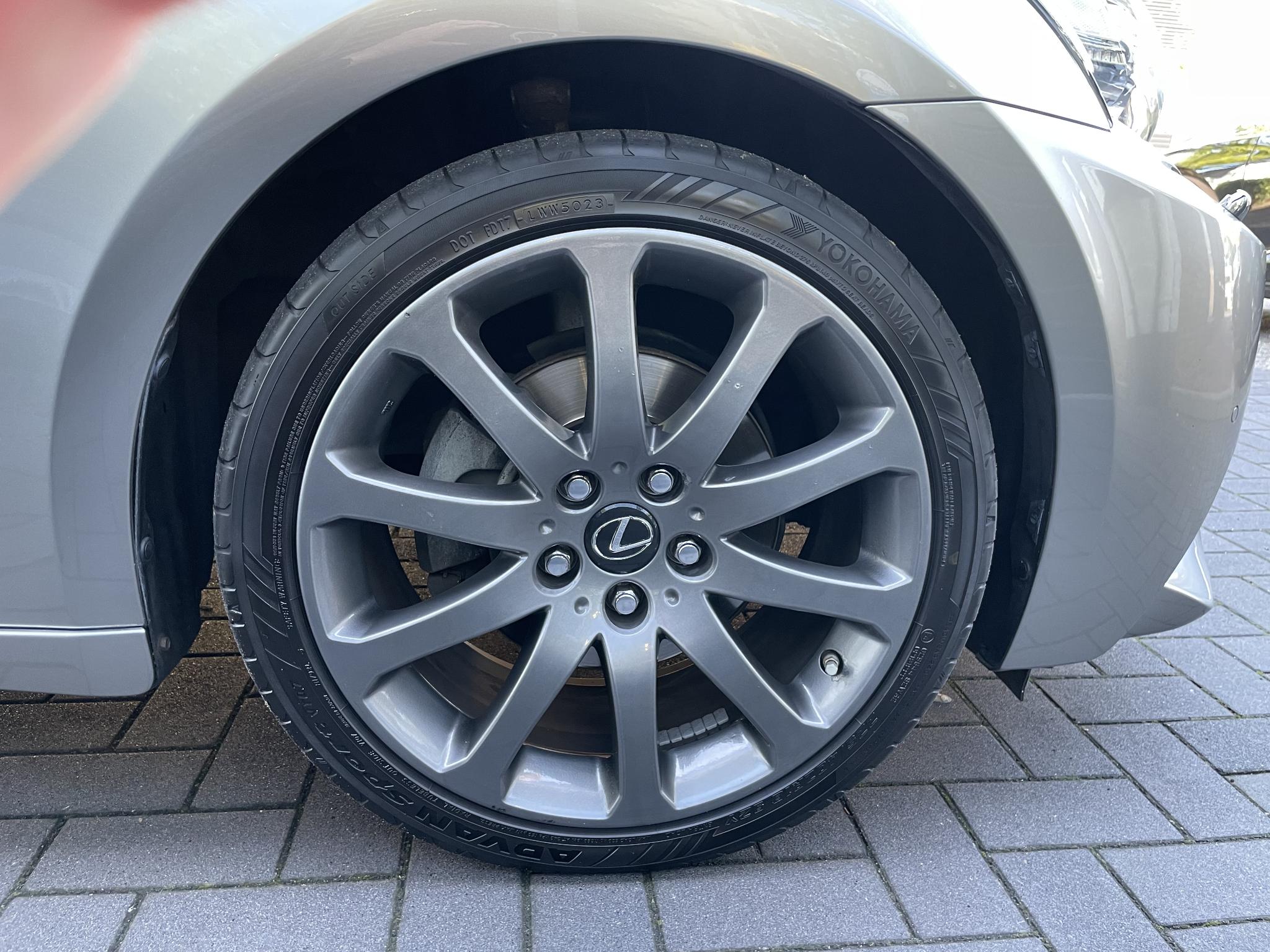 Foto van Lexus Lexus Is300h