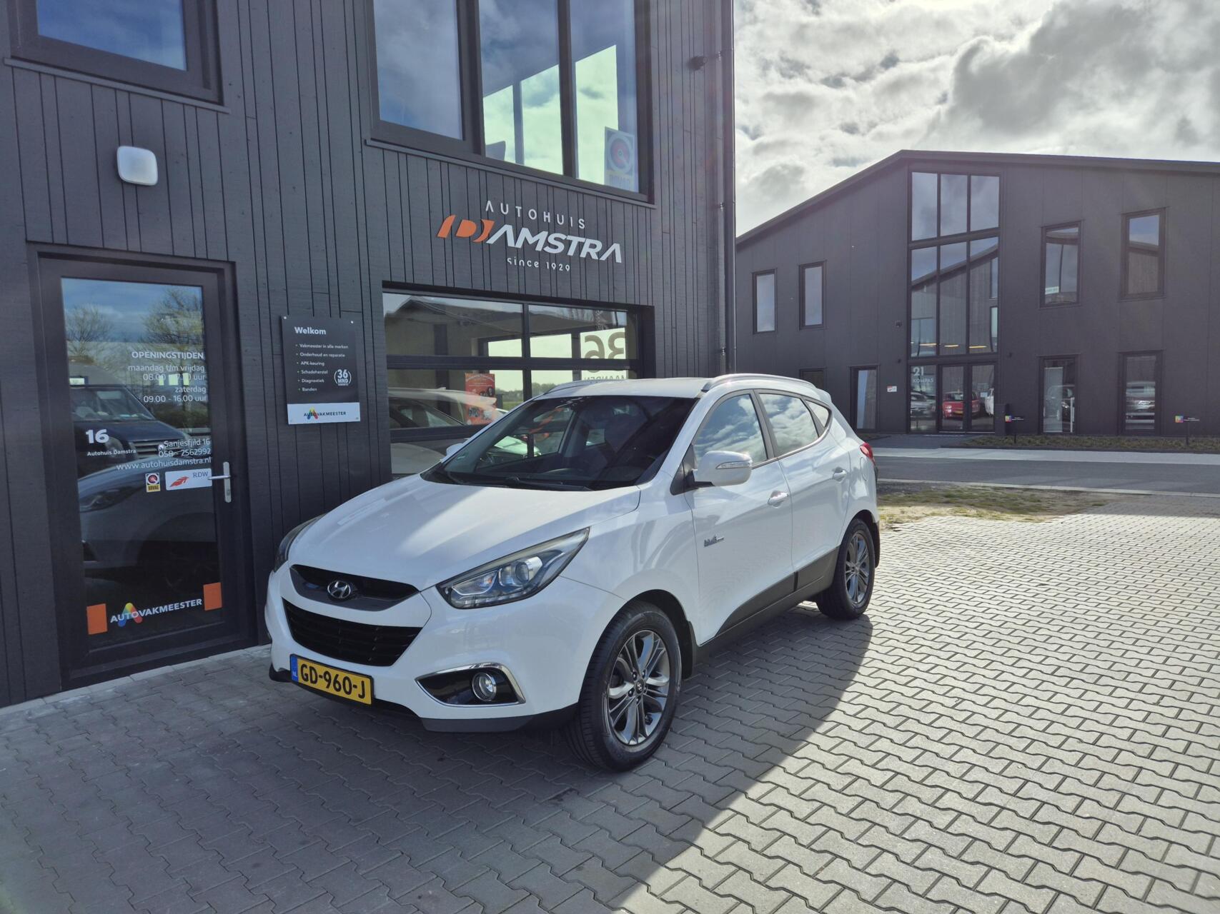Hyundai Ix35 1.6i GDI Go!|Trekhaak|Camera|Navi|Stoelverwarming| 2015 - voorkant