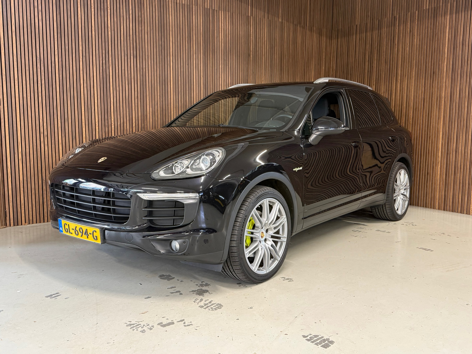 Foto van Porsche Cayenne S E-hybrid