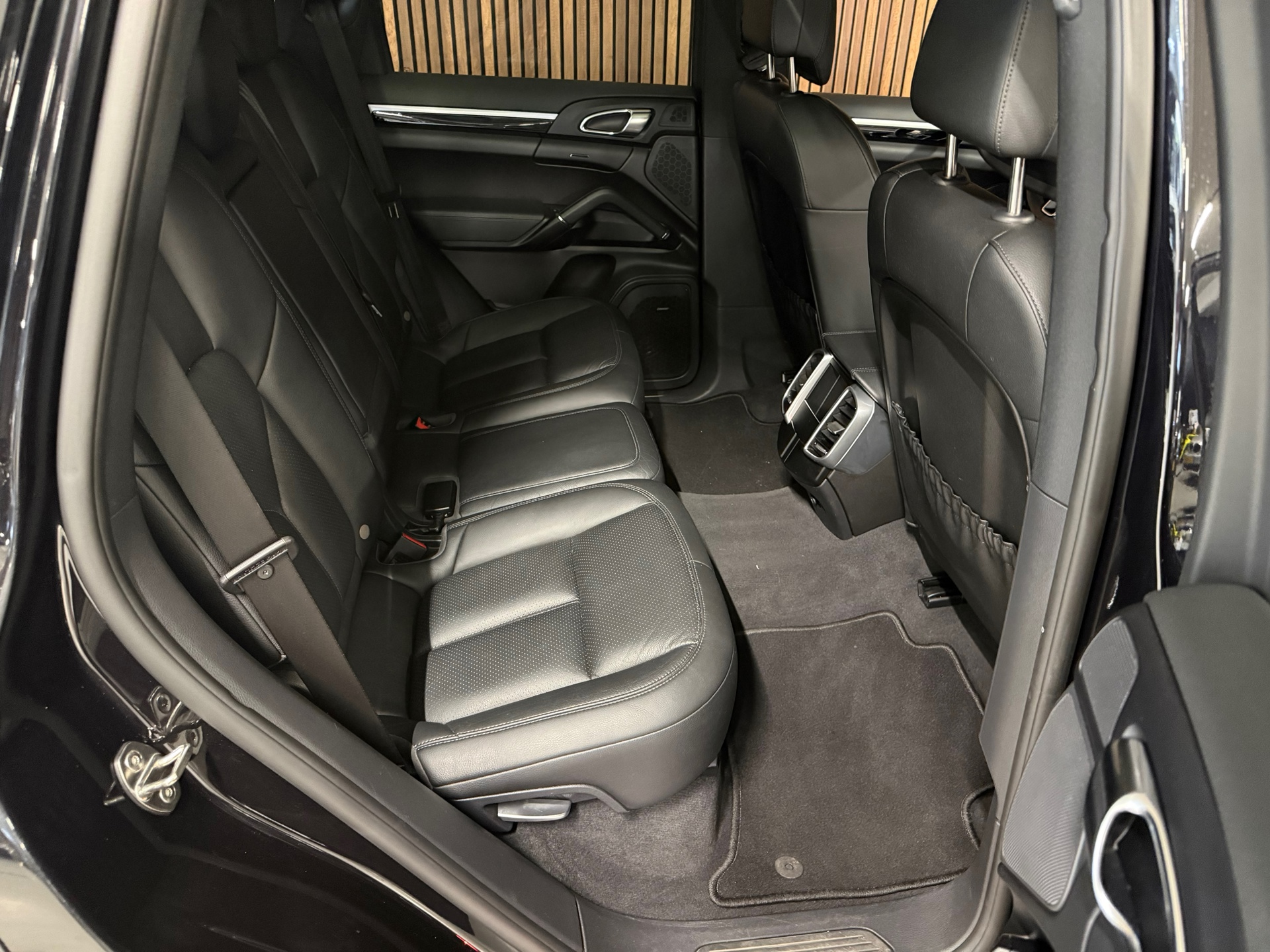 Foto van Porsche Cayenne S E-hybrid