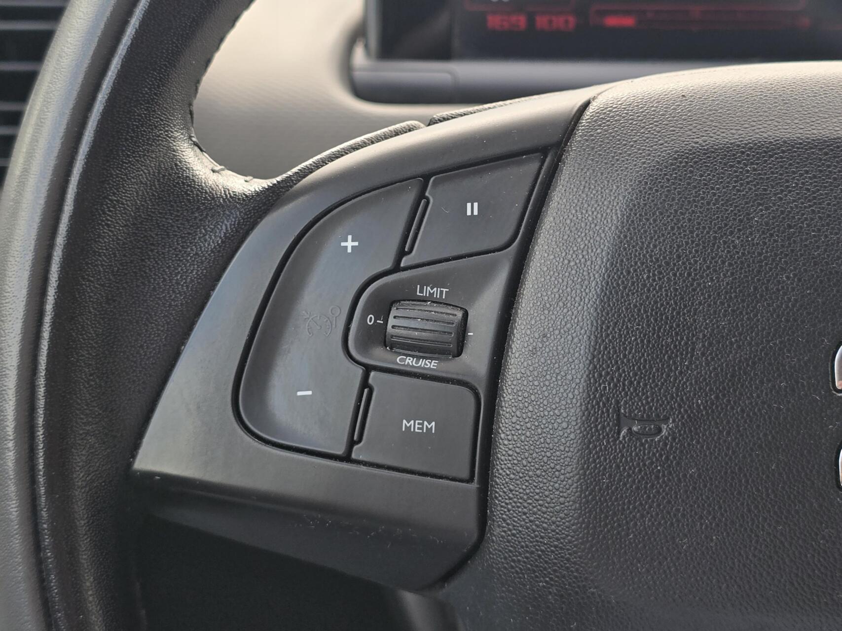 Foto van Citroen C4 Cactus