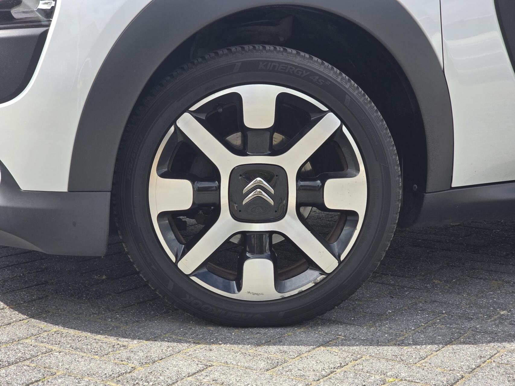 Foto van Citroen C4 Cactus