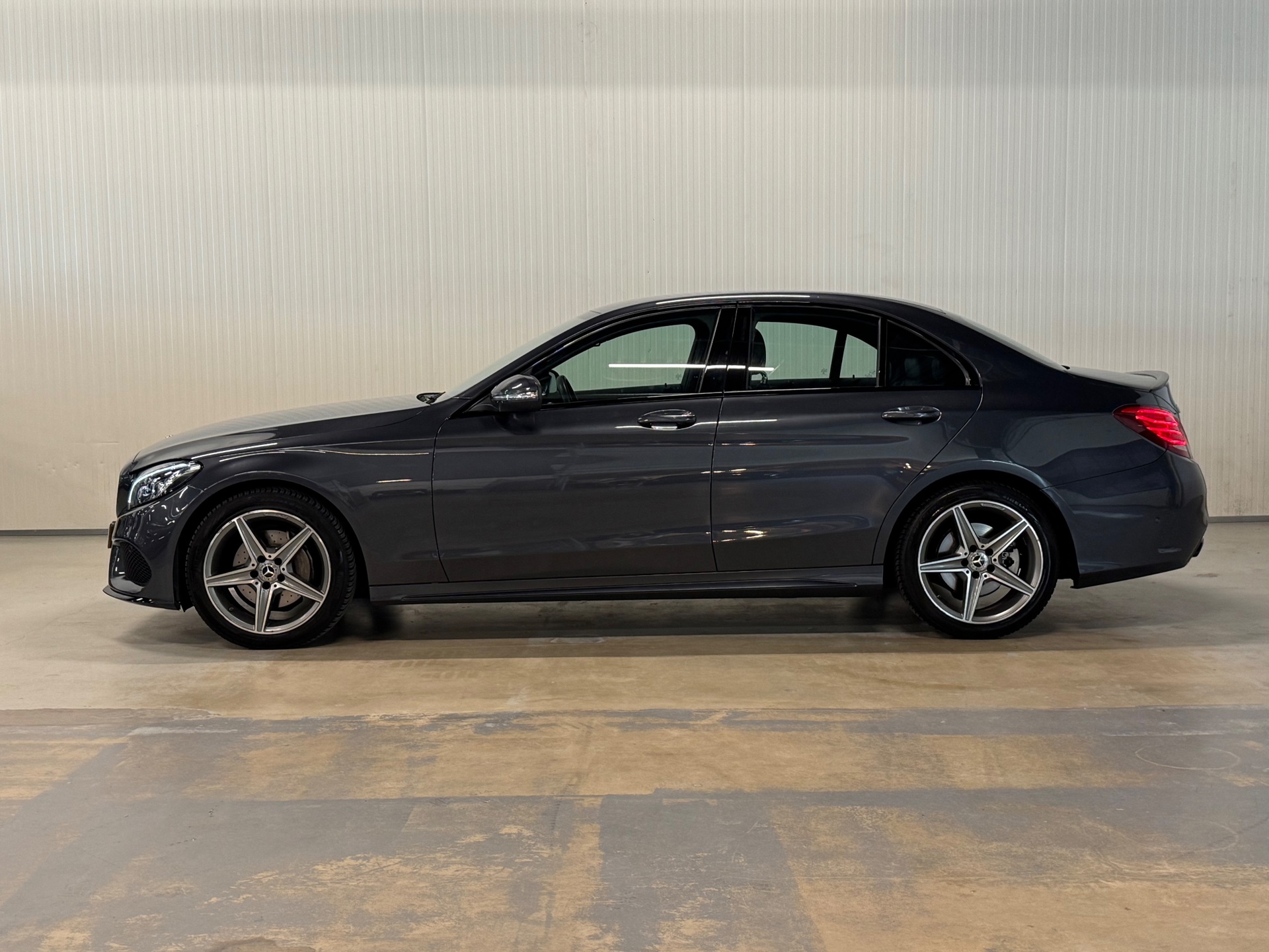 Foto van Mercedes-Benz C 200
