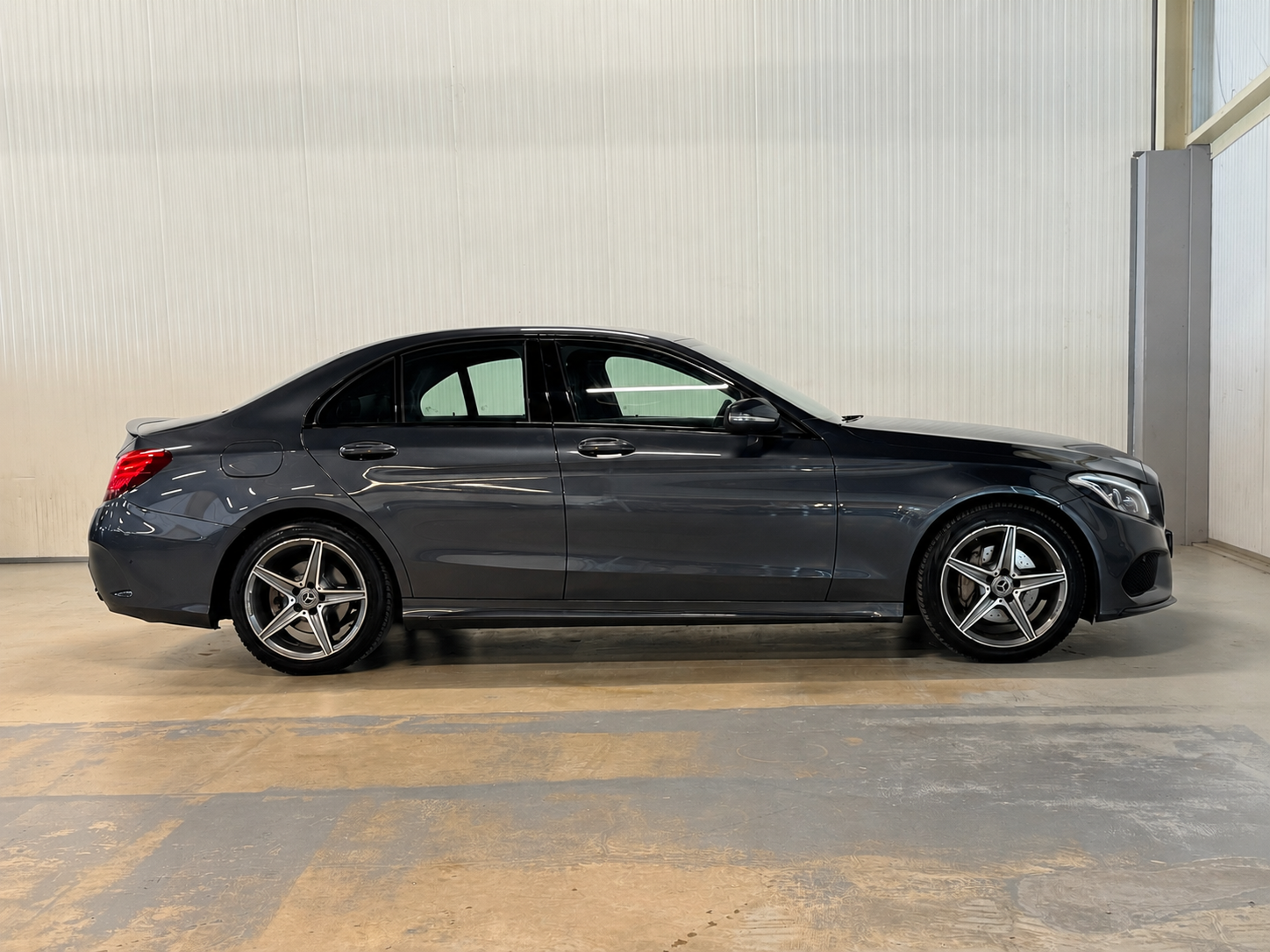 Foto van Mercedes-Benz C 200