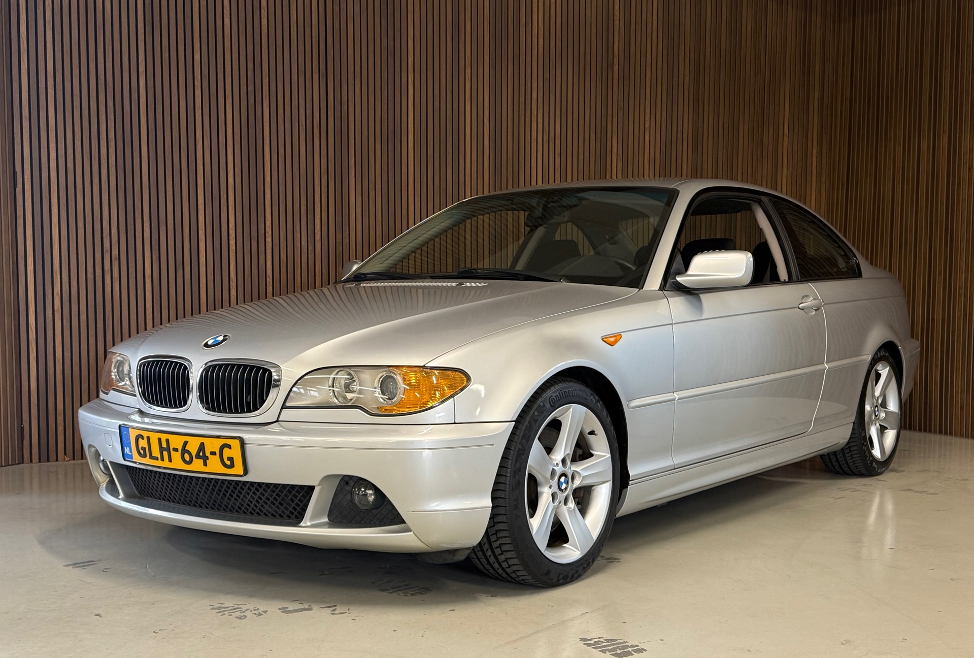 BMW 3-serie Coupé 330Ci Executive 2004 - voorkant