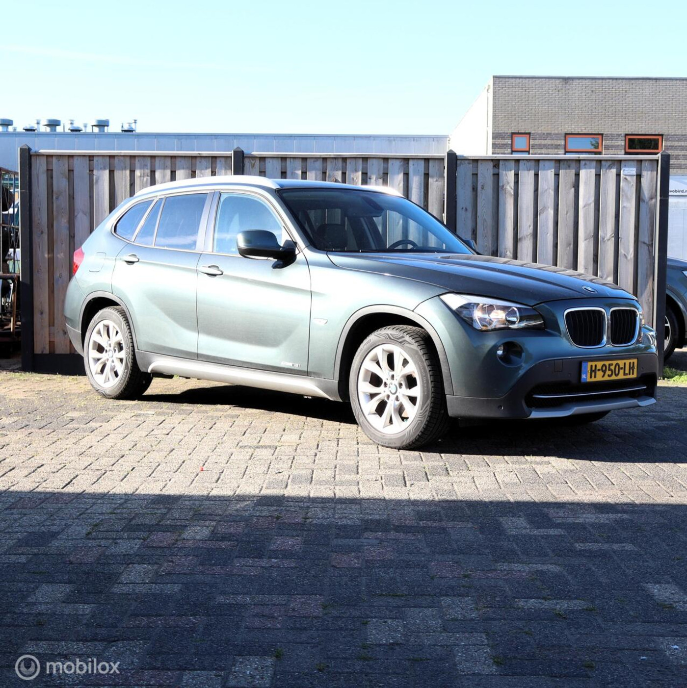 Foto van BMW X1 sDrive 18i