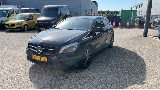 Mercedes-Benz A-klasse 180 Ambition 2015 - voorkant