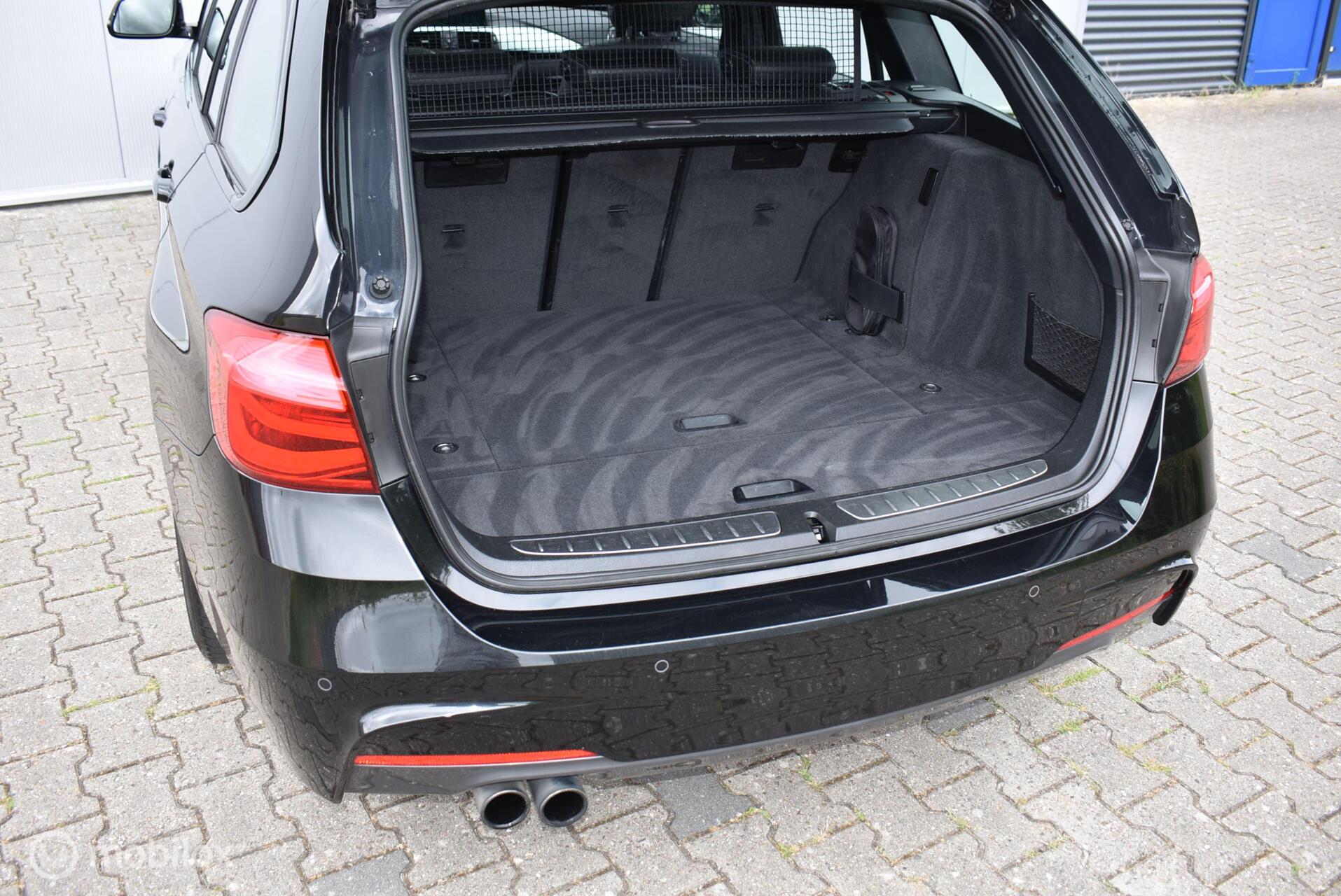 Foto van BMW 320i