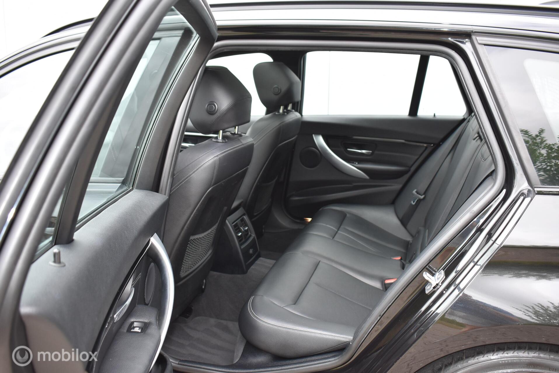 Foto van BMW 320i