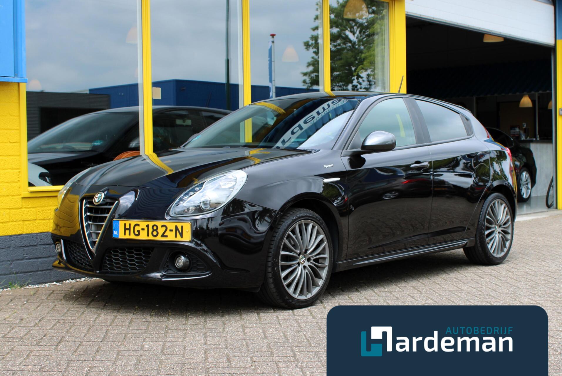 Alfa Romeo Alfa Giulietta 1.4 T Sprint Automaat Navi 2015 - voorkant