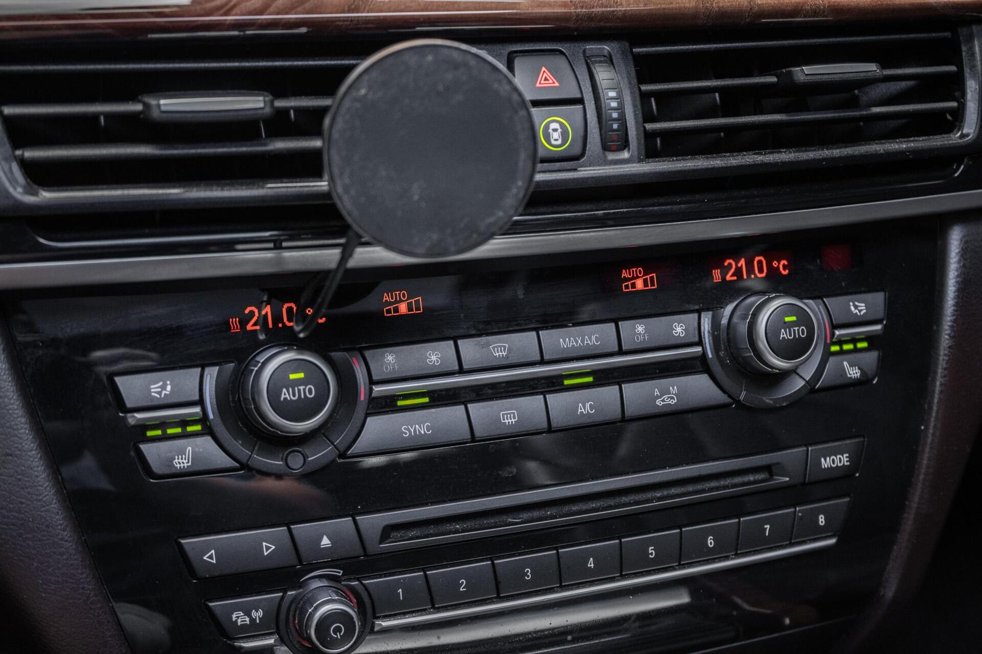 Foto van BMW X5 Xdrive40e