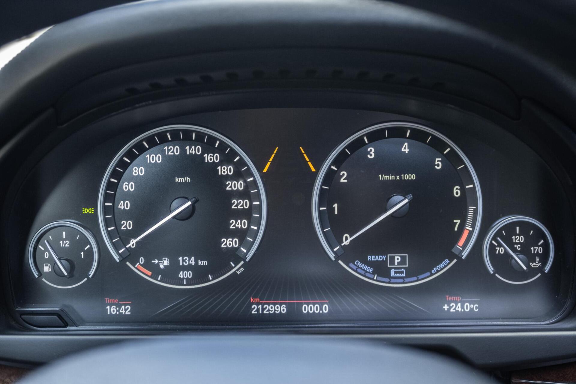 Foto van BMW X5 Xdrive40e