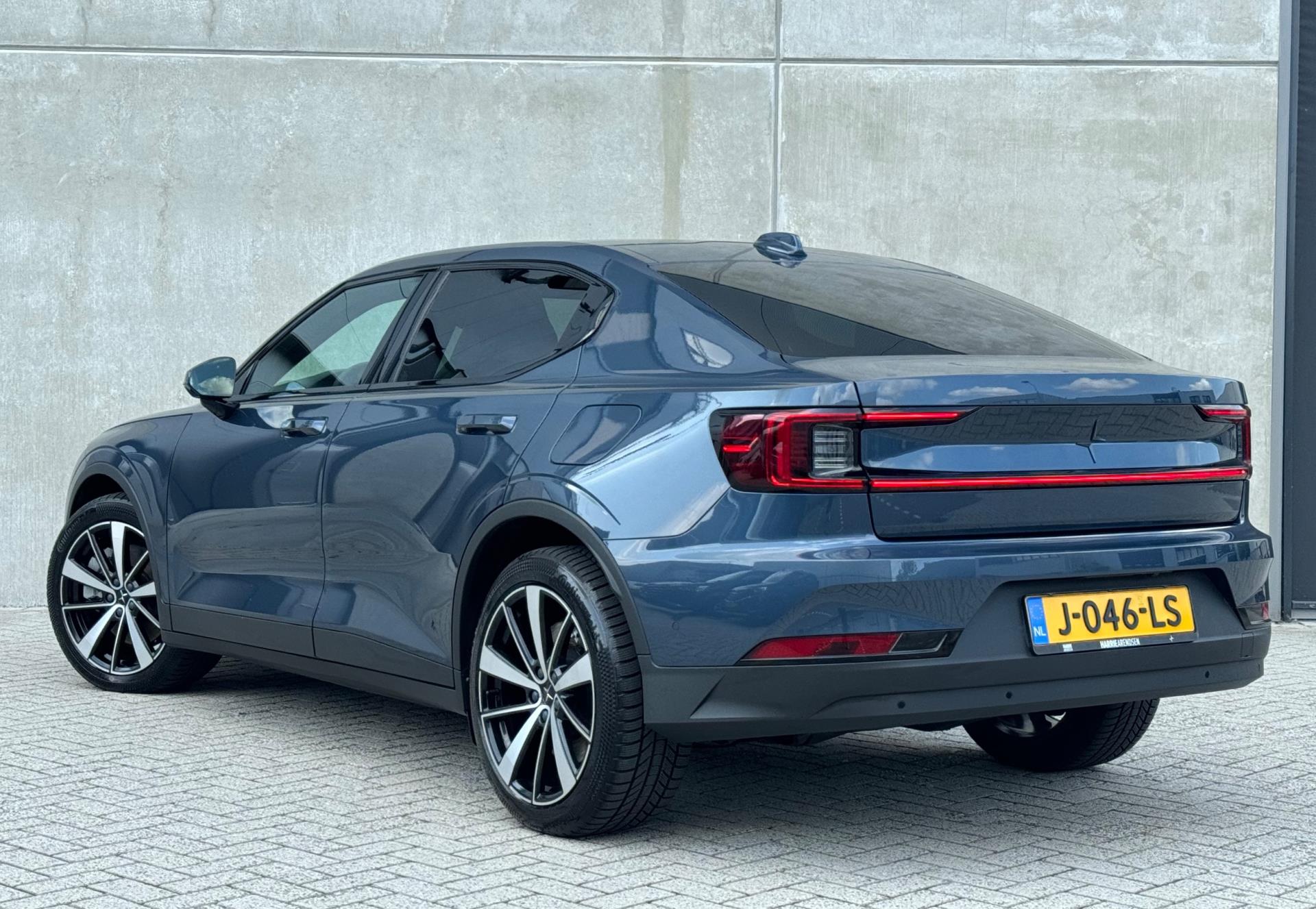 Foto van Polestar 2