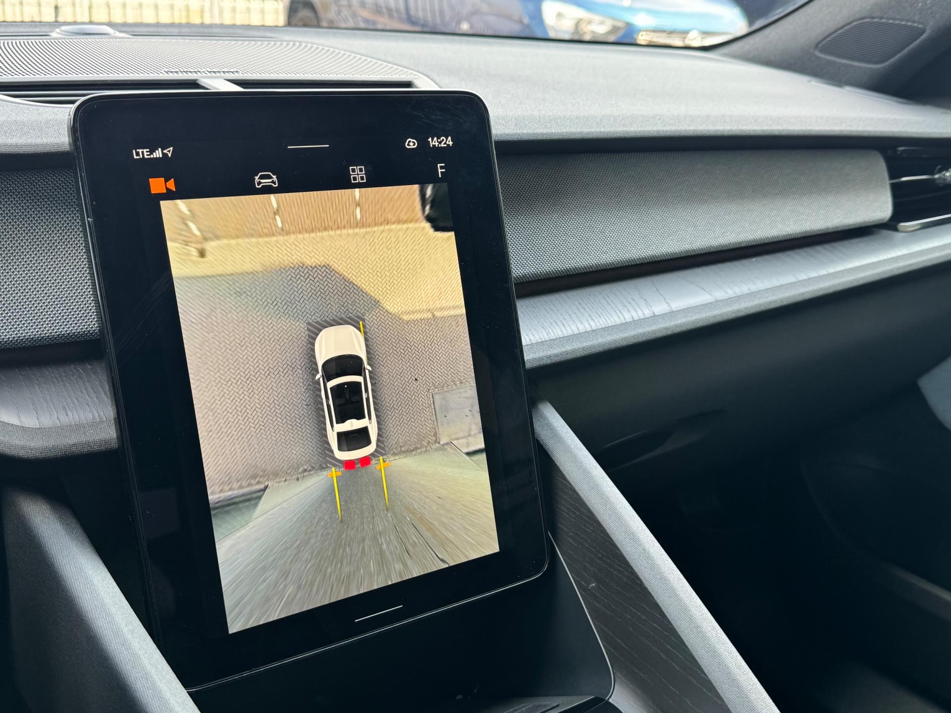 Foto van Polestar 2
