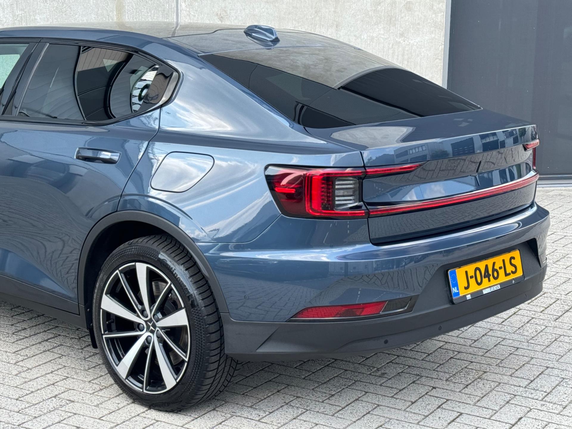 Foto van Polestar 2